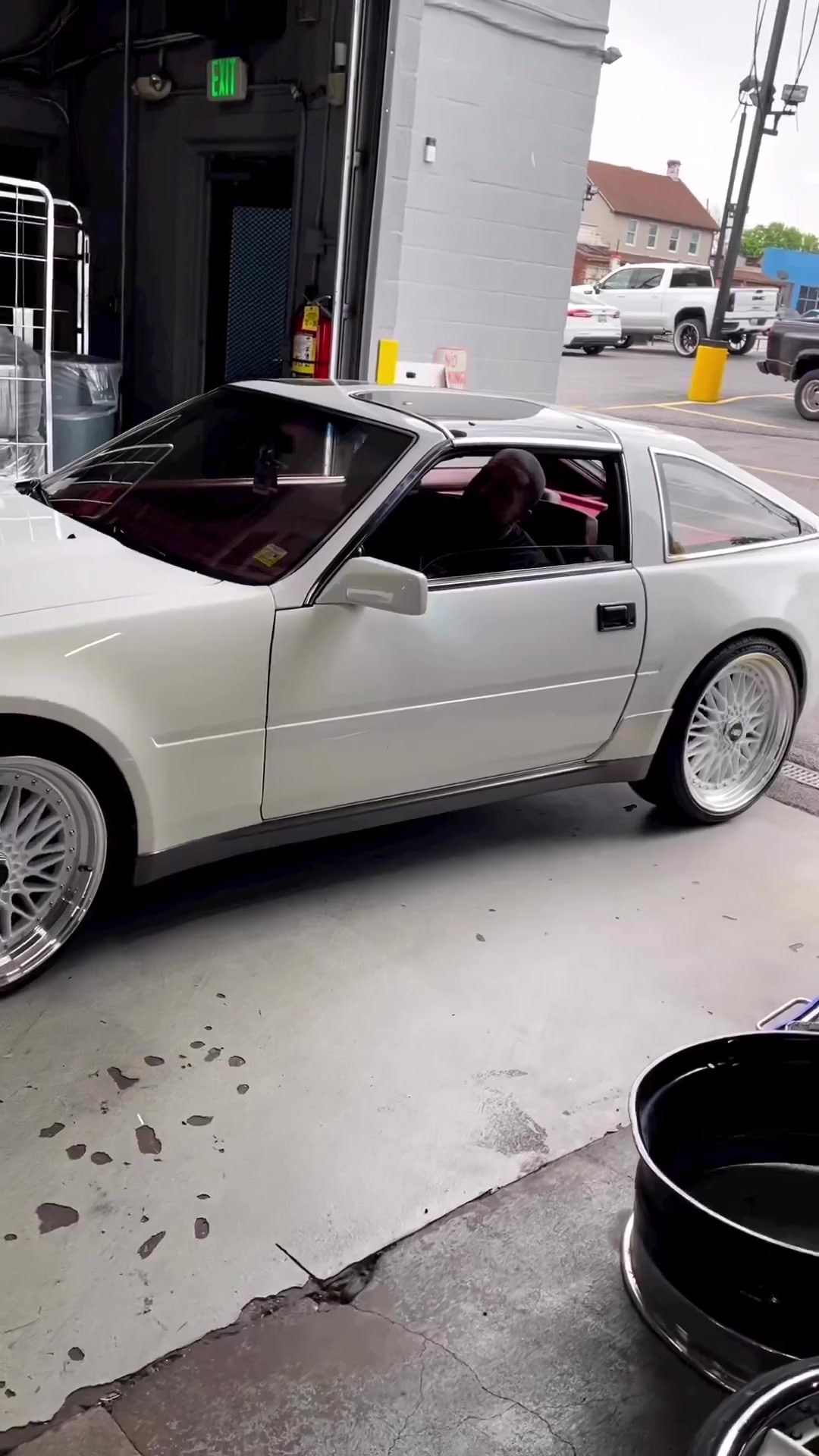 Our @twinzdesignperu Nissan 300ZX is a beauty!! #Nissan #300ZX #Z