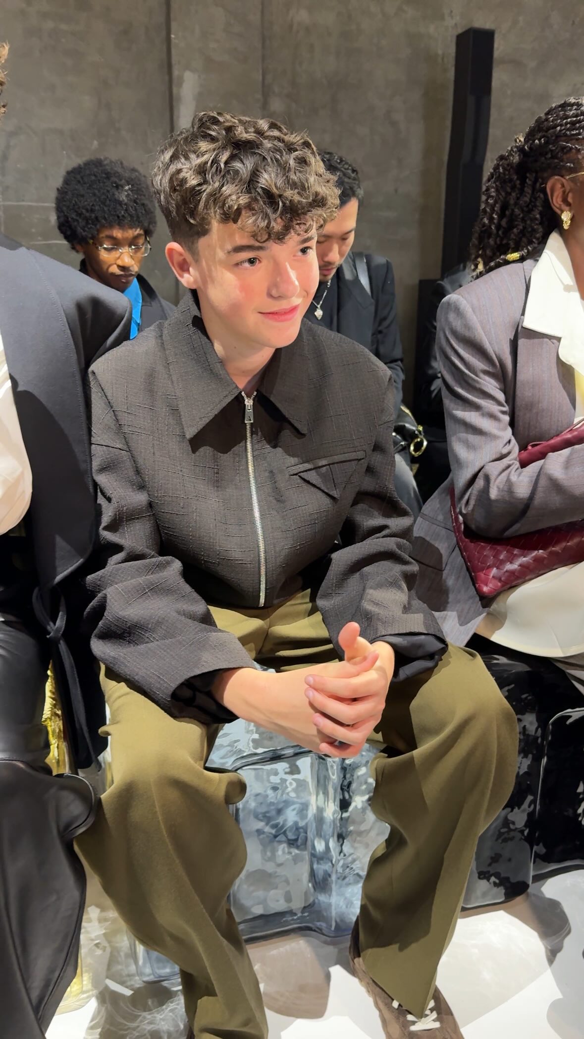 OWEN COOPER AU DÉFILÉ BOTTEGA VENETA Star de la série « Adolescence ...