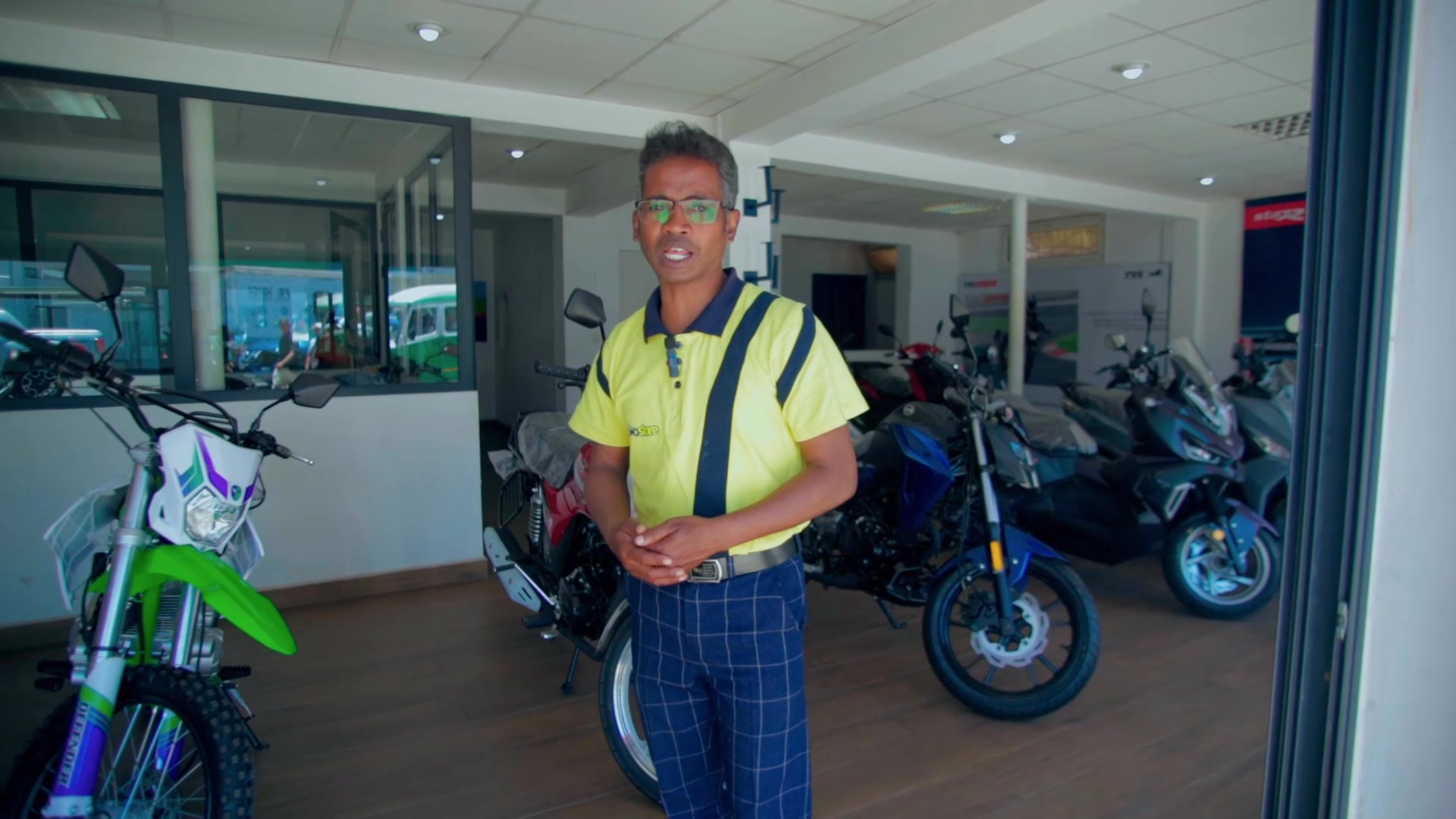 📣 Motostore Andraharo 📣 Faly izahay mampahafantatra anareo fa misokatra ...