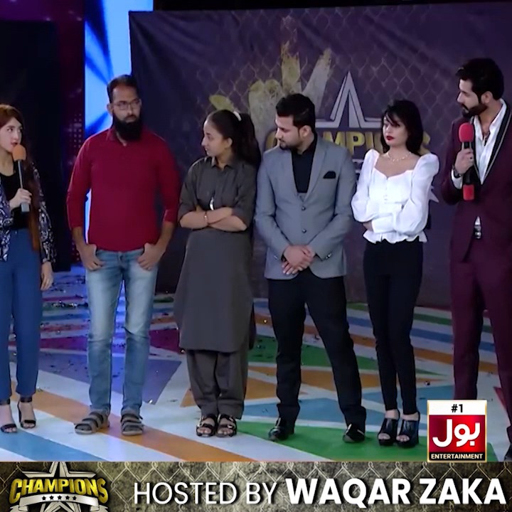 Aap Mujhe Dhakke Kyun Maar Rahe Hain Baar Baar? #WaqarZaka #Champions # ...