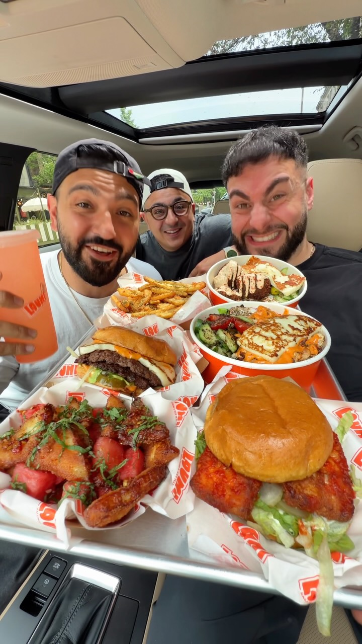 If you love halloumi cheese, Loumi needs to be on your list ! We had owner  and Chef Amine Laabi join us for the review, and the way they use halloumi  in their dishes really sets them apart. Big ...