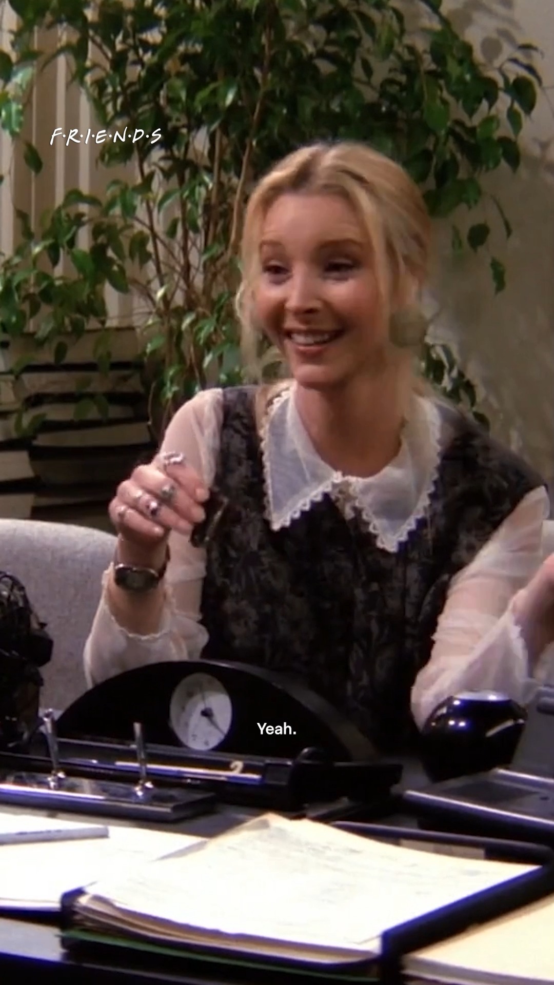 Which was your favorite #FRIENDS animal cameo throughout the series? 🐥 ...