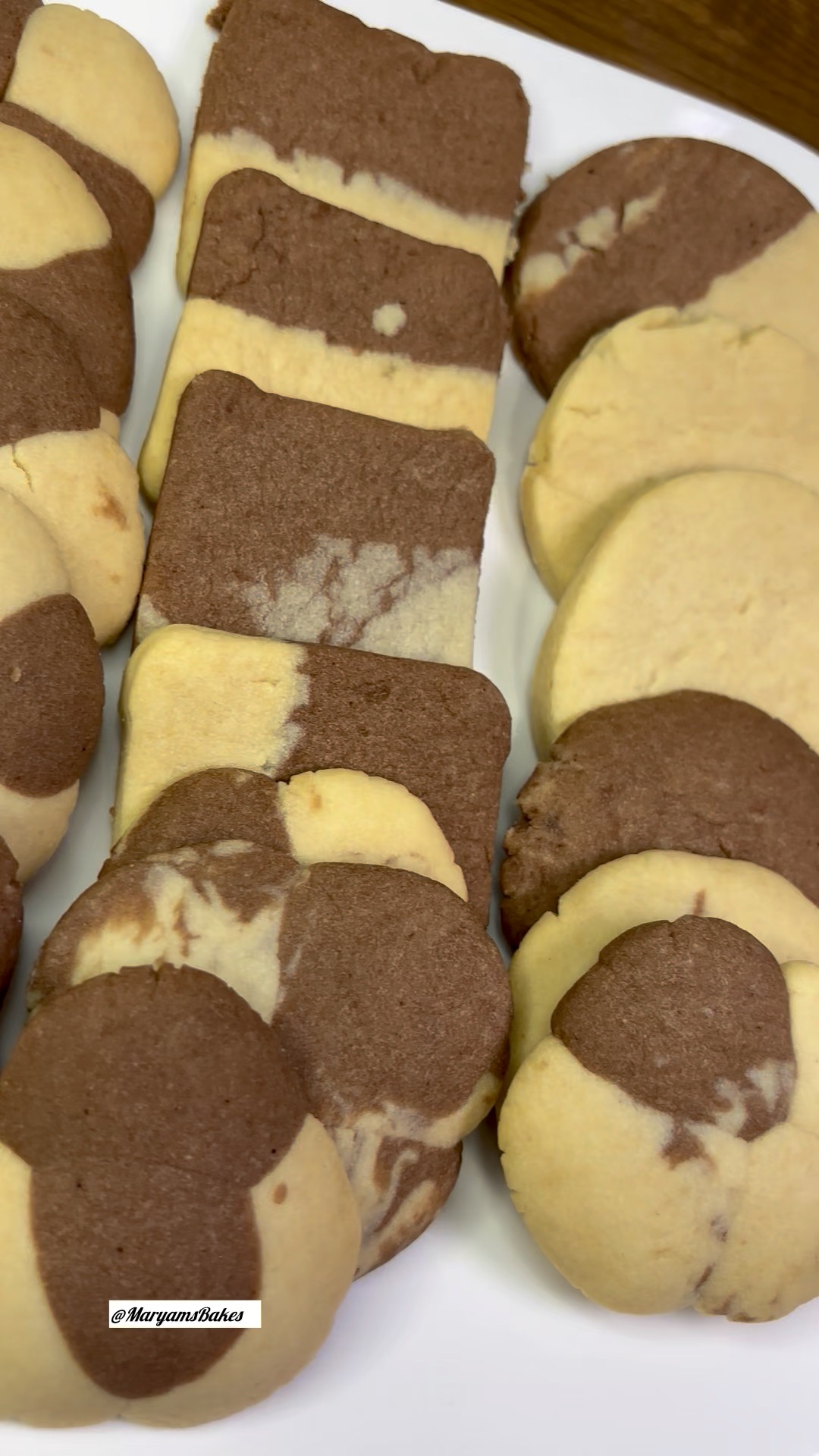Pattern butter cookies Recipe 2cups of flour (250g) 1/2 cup of soft ...