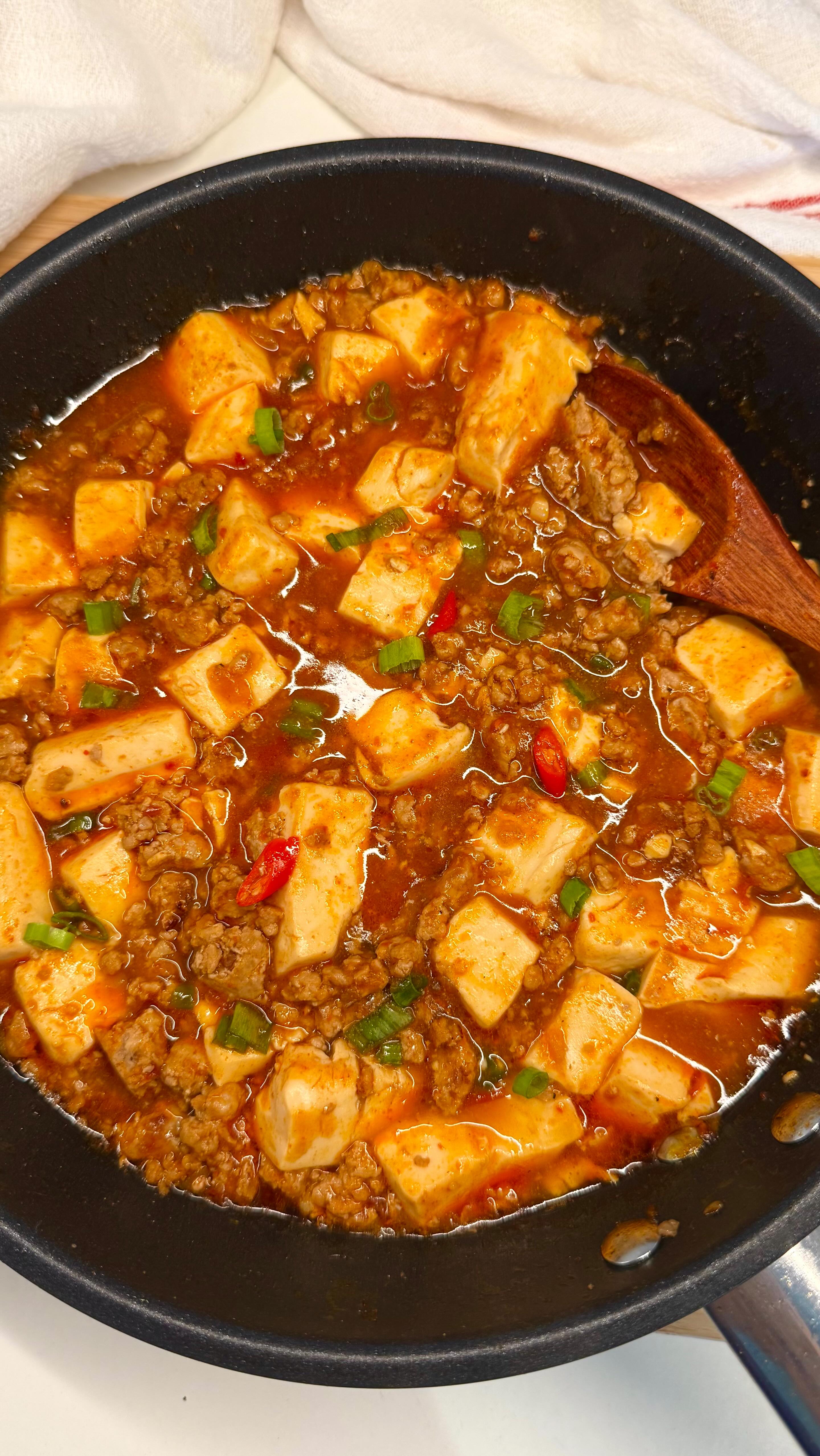 Cheesy Rice Paper Tteokbokki We all need to try this delicious rice ...