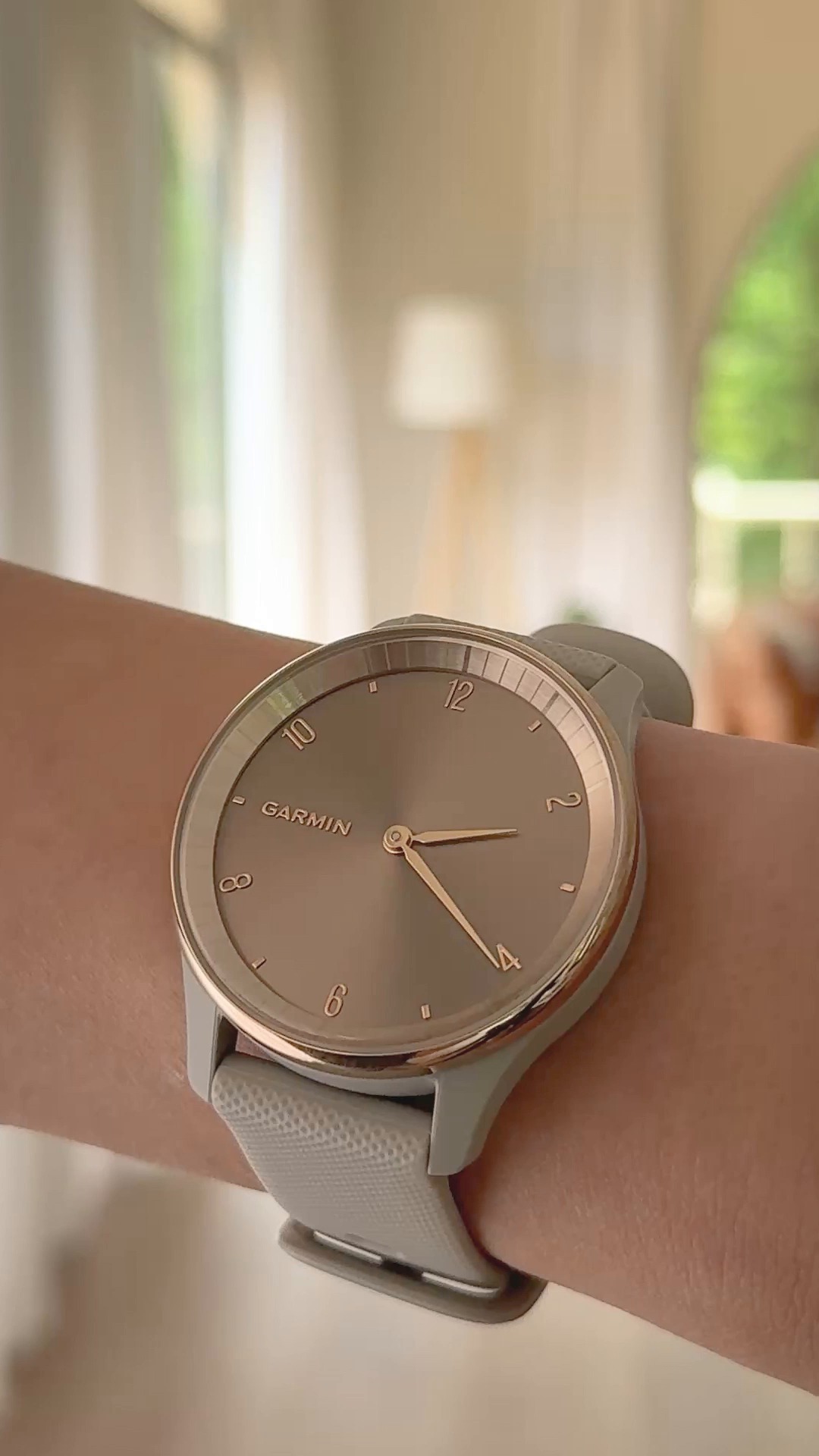 vivomove Trend｜ハイブリッドスマートウォッチ アナログ時計に タッチ