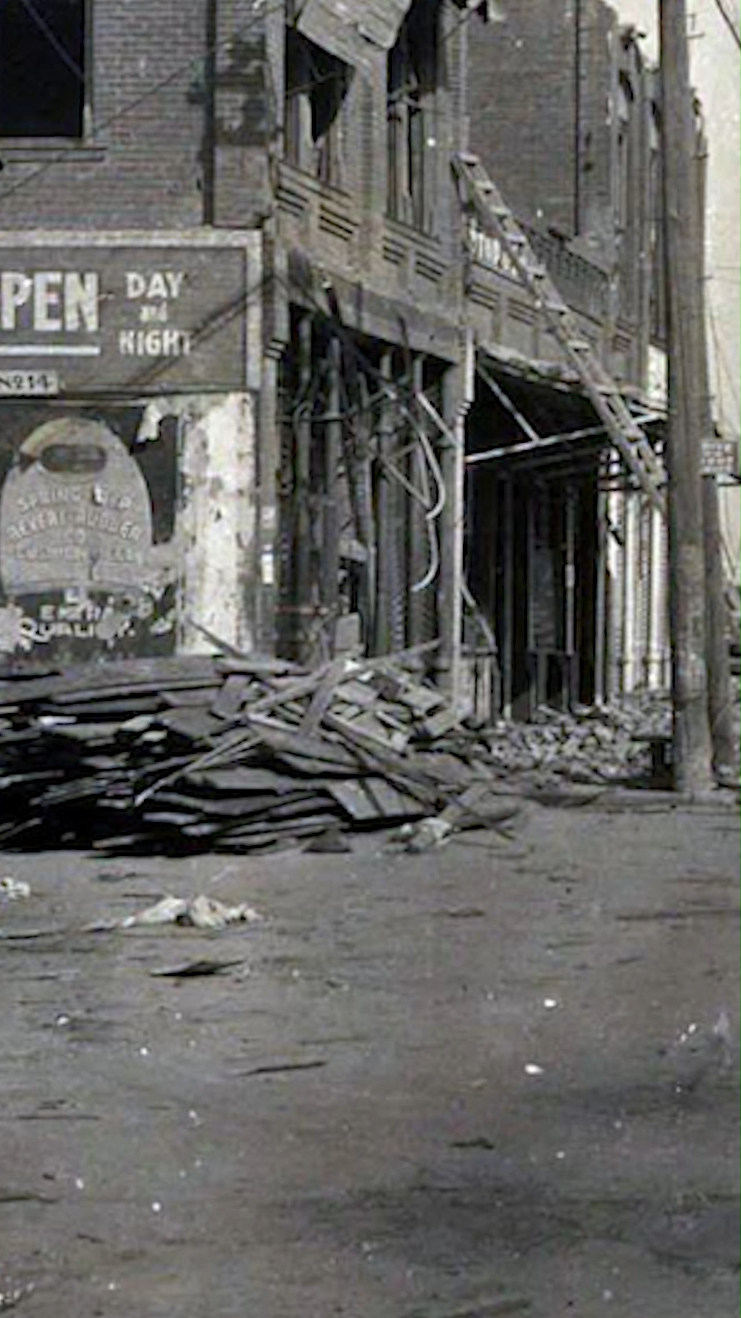 ThisDayInHistory A casinghead gas explosion in Ardmore, Oklahoma