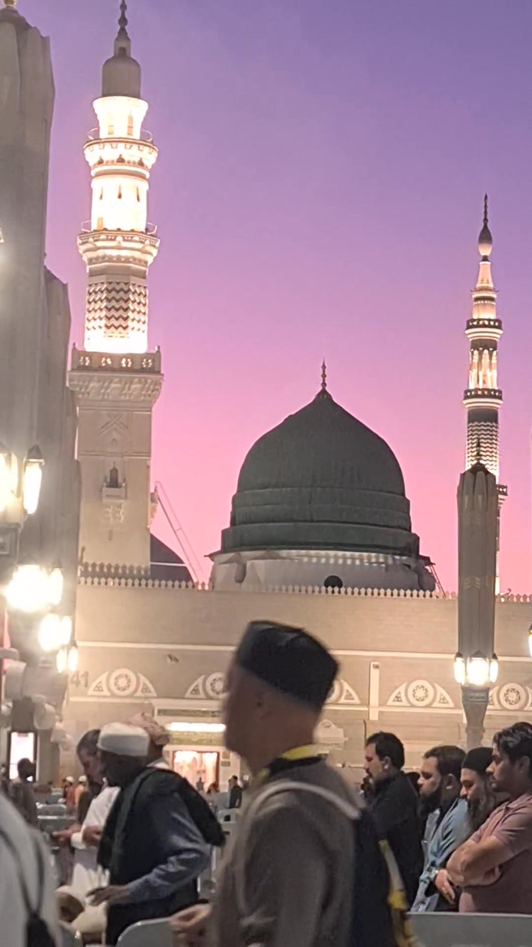 Beautiful evening View of Roaza e Rasool ﷺ #gumbadekhazra #masjidnabawi ...