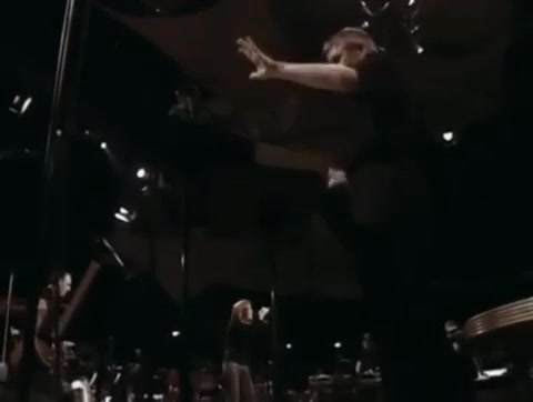 Glory Box” — Portishead. Live at Roseland NYC, 1997. #Portishead