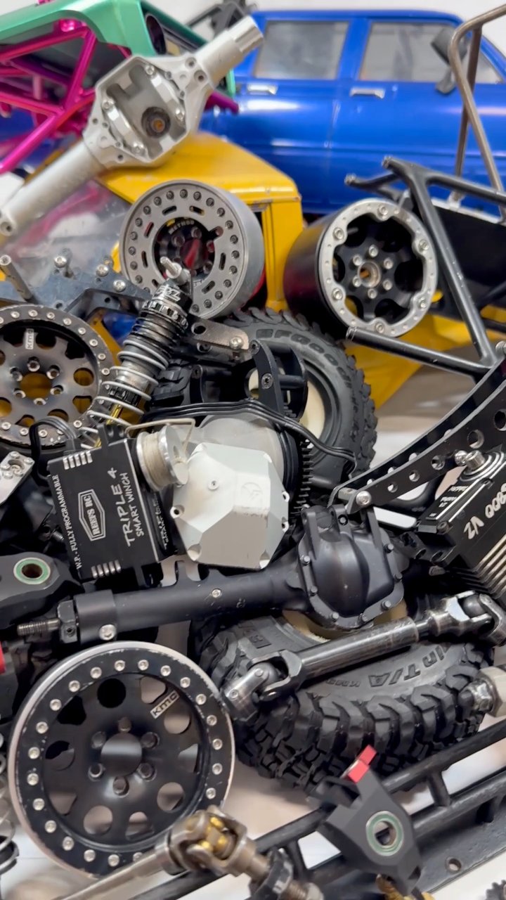 Who loves Mondays??? I do! Especially when this AWESOME RC collection ...