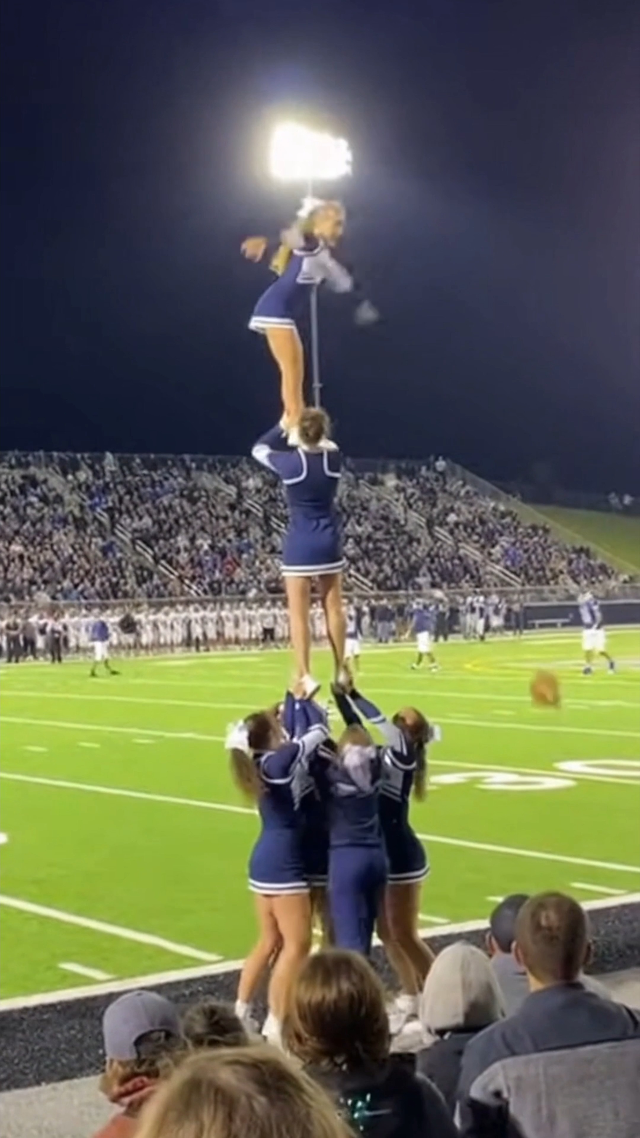 Cheerleader Stuns Crowd by Catching Kickoff at High School Football ...