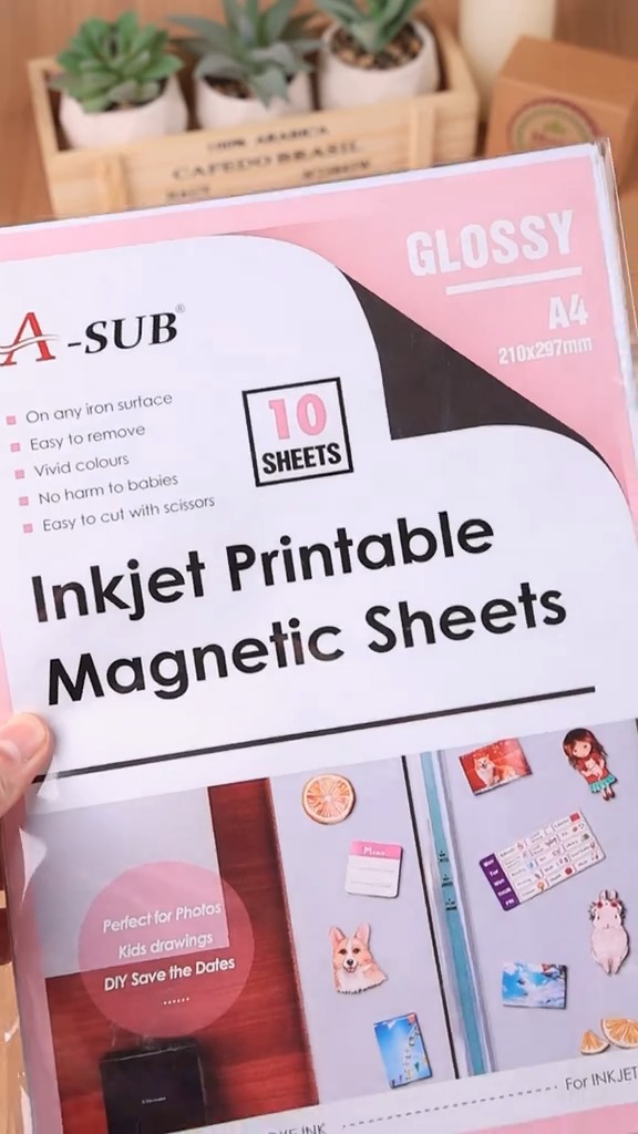 DIY hack This magic magnet sticks right on the wall — instant glow-up ...
