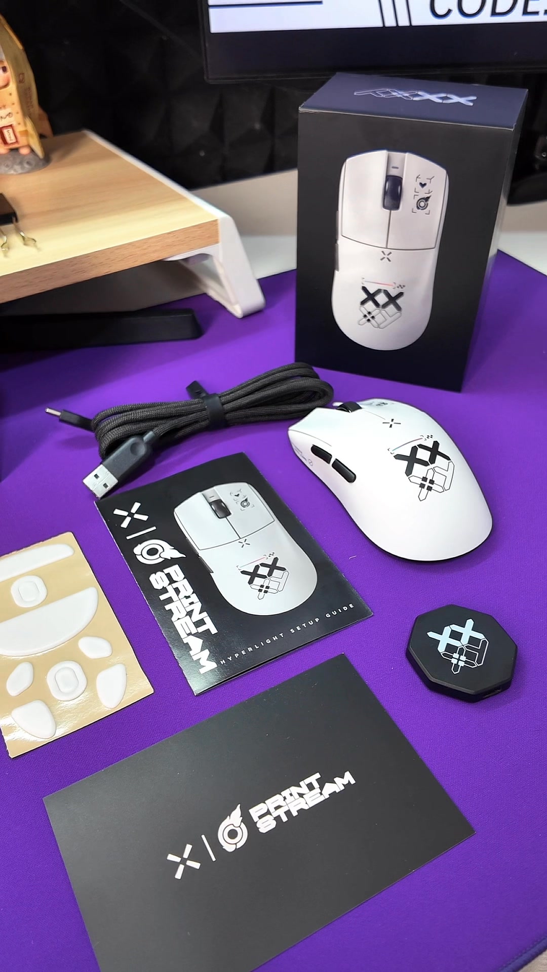 unboxing LOGA X Hitscan X Printstream : Hyperlight Gaming mouse