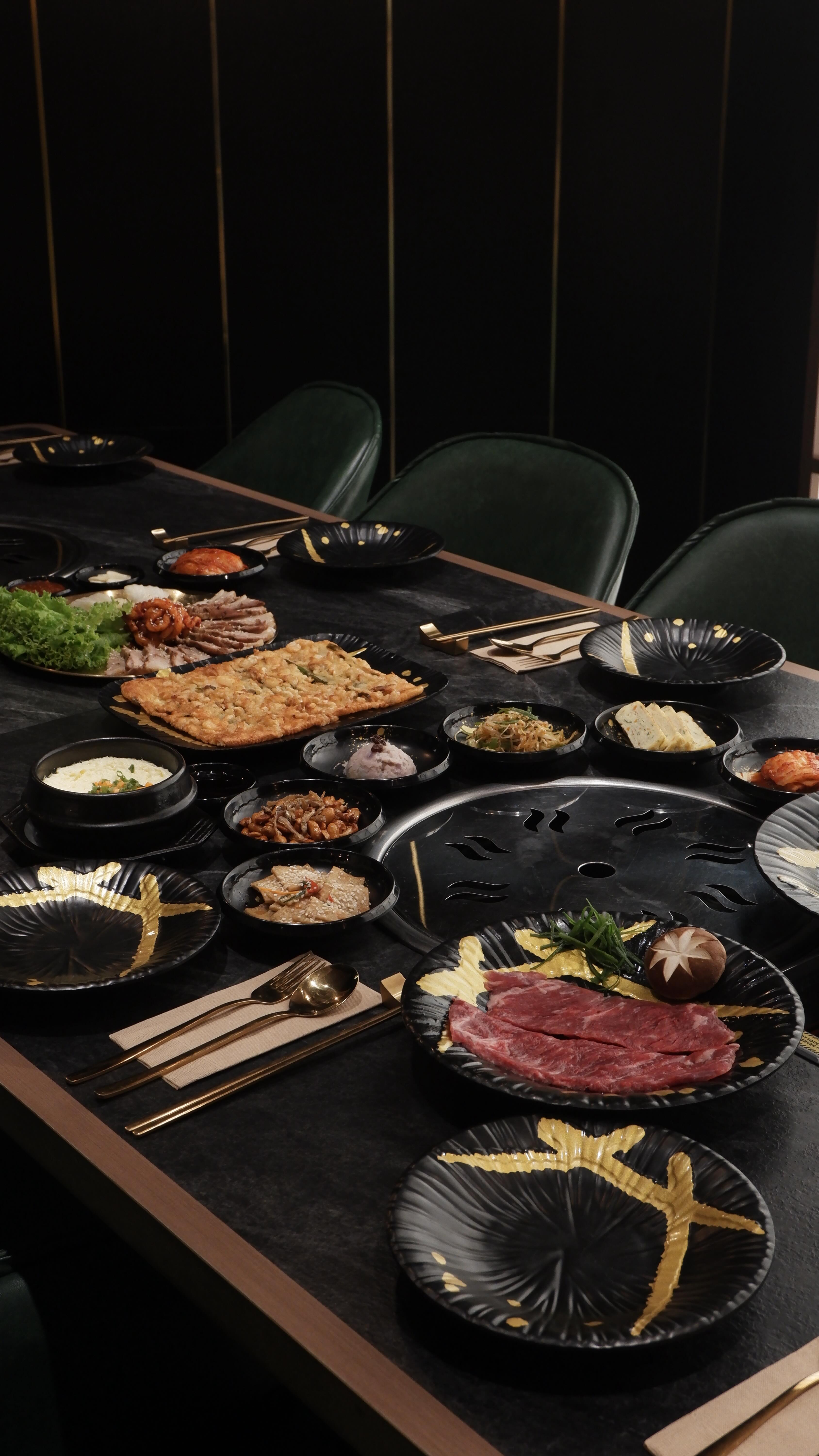 The 𝐌𝐮𝐥 𝐆𝐚𝐥𝐛𝐢 𝐚𝐧𝐝 𝐁𝐨𝐬𝐬𝐚𝐦 𝐒𝐞𝐭 𝐟𝐨𝐫 𝟒 is made for sharing with family or ...