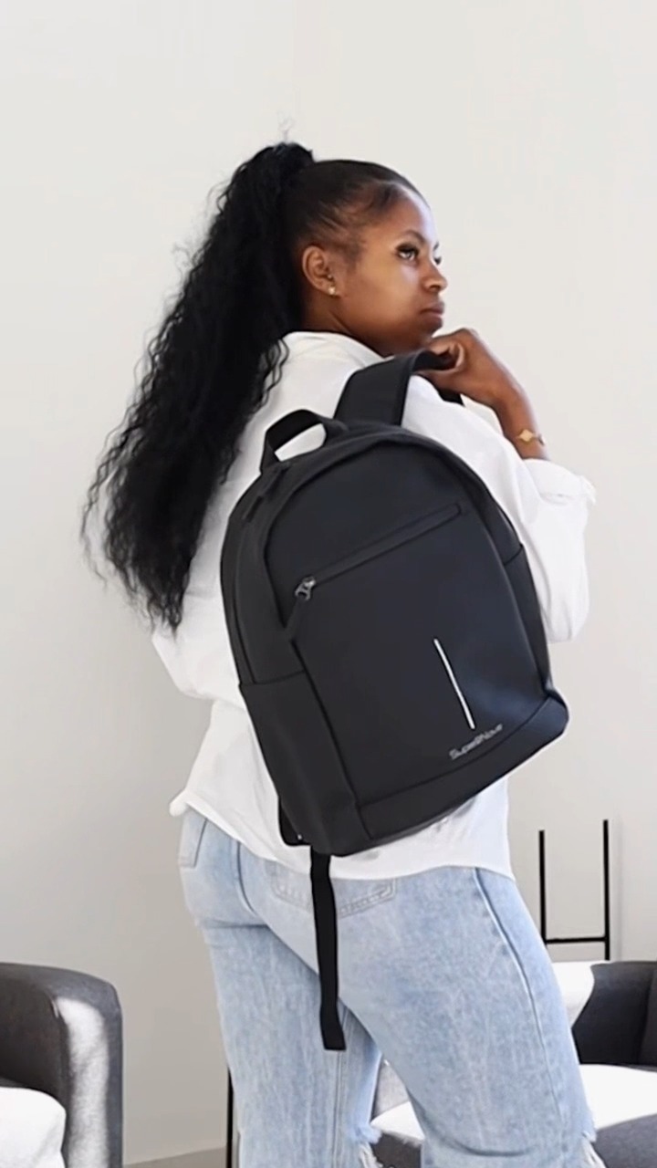 When your bag fits everything you can’t live without The Supanova Layla ...