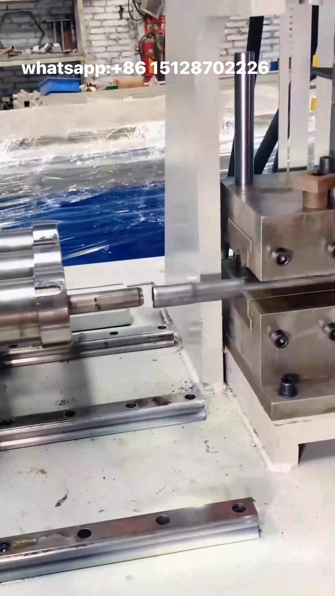 Hydraulic tube necking machine | Yin Jianxia