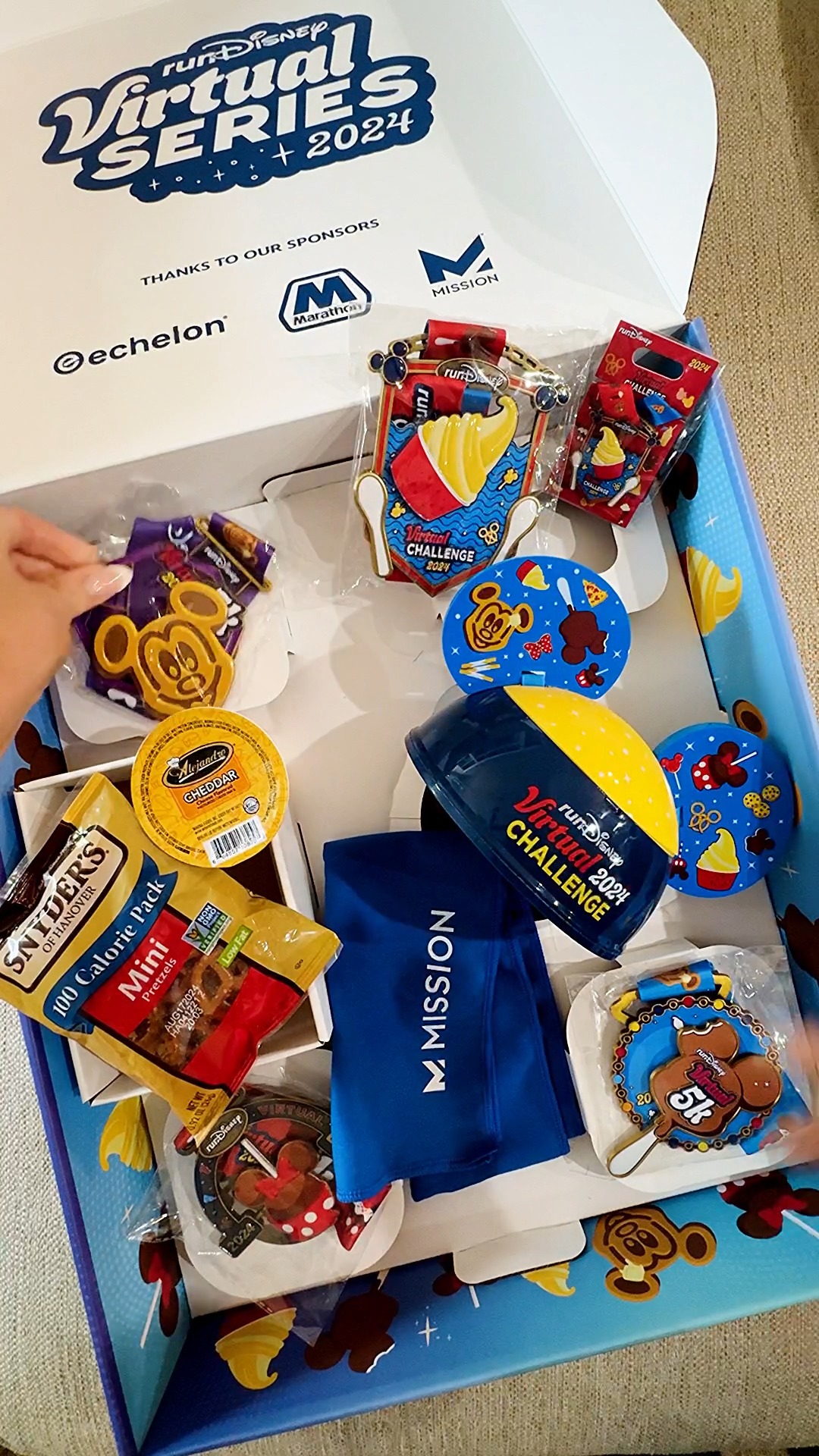 OH BOY! 👟🍎🧇 A SNACKTACULAR set of #runDisney medals are making