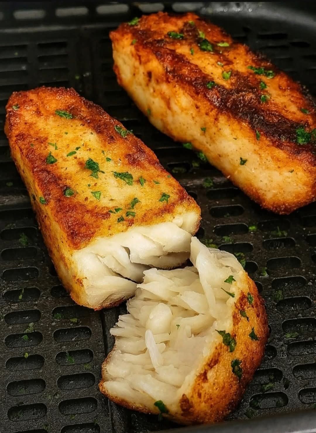 Made cod in the air fryer tonight and it turned out so tender and flaky ...