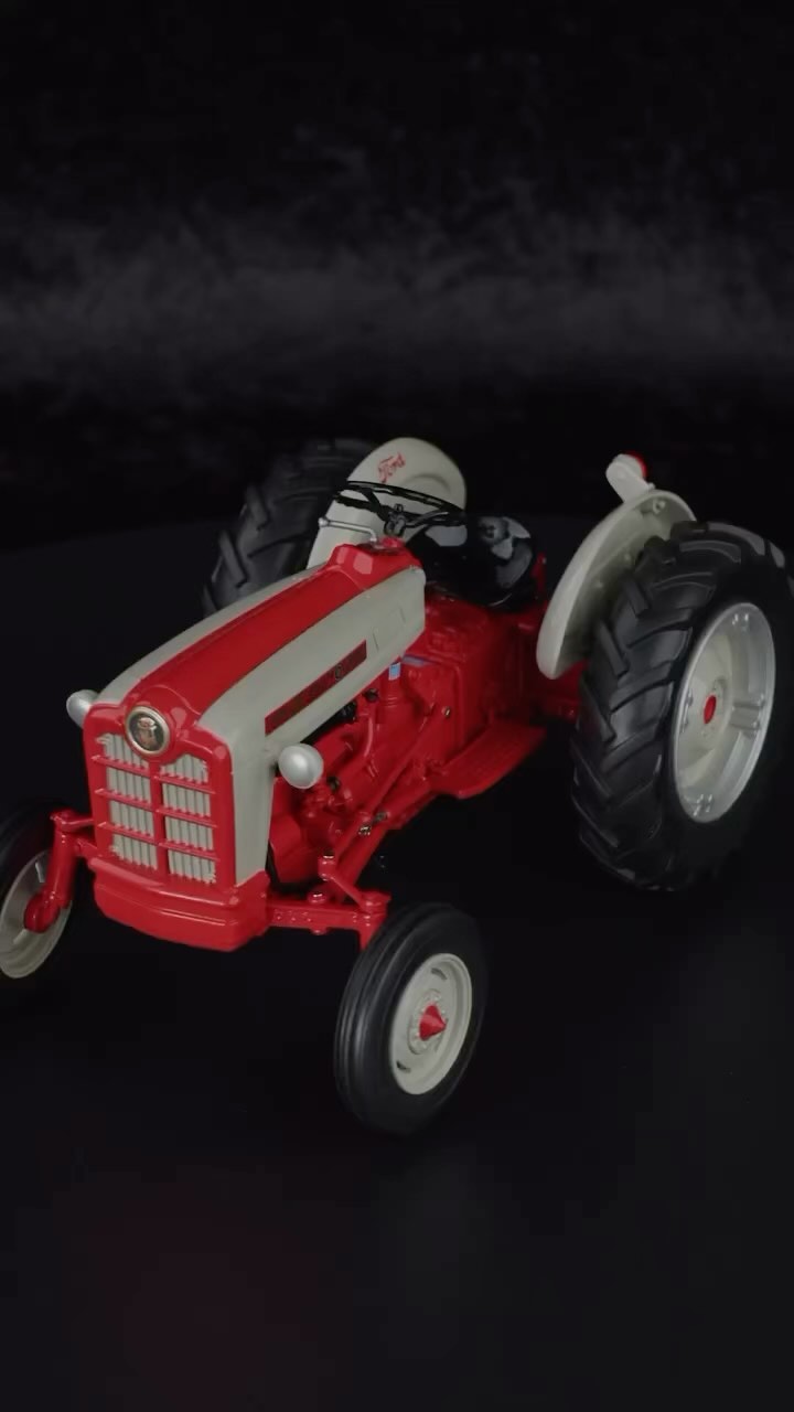 Boxed Ertl 1/32 Scale Ford 8630 4WD Tractor