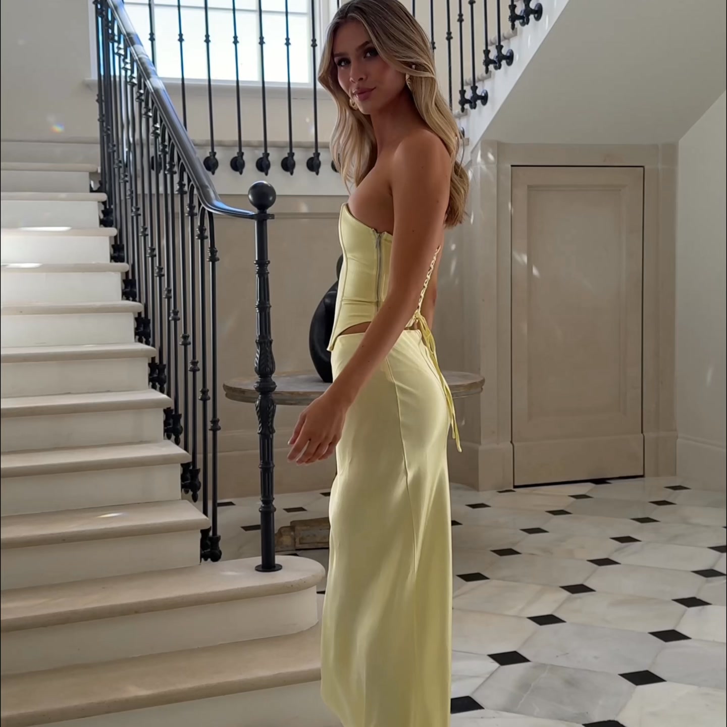 corset strapless maxi dress in yellow Main-character energy, but make it formal ✨Shop Hello Molly's new formal collection now, 🤍 Literally Me Satin & Literally Me Satin Skirt Yellow, 🤍 Shimmering Horizon Satin Gown Vintage Beaded Lace High Season:S26 Shirt Color:Black