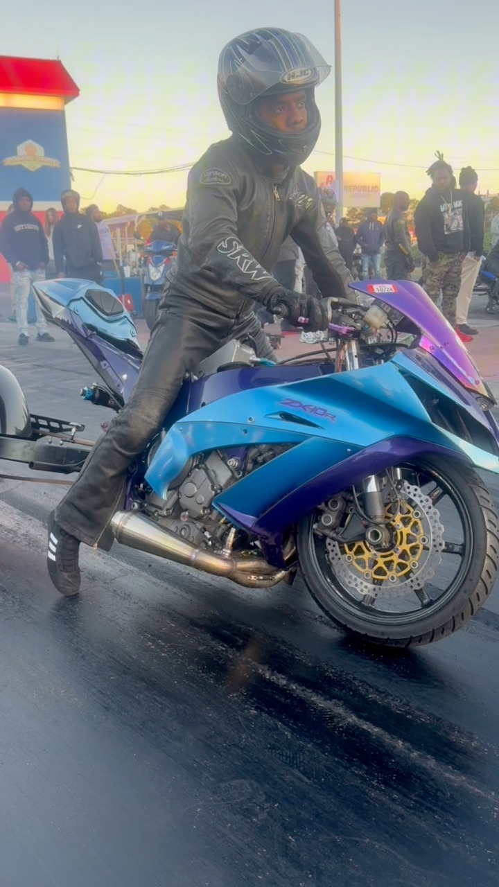 Old school ZX-6 is faster than they think at Rockingham Dragway
