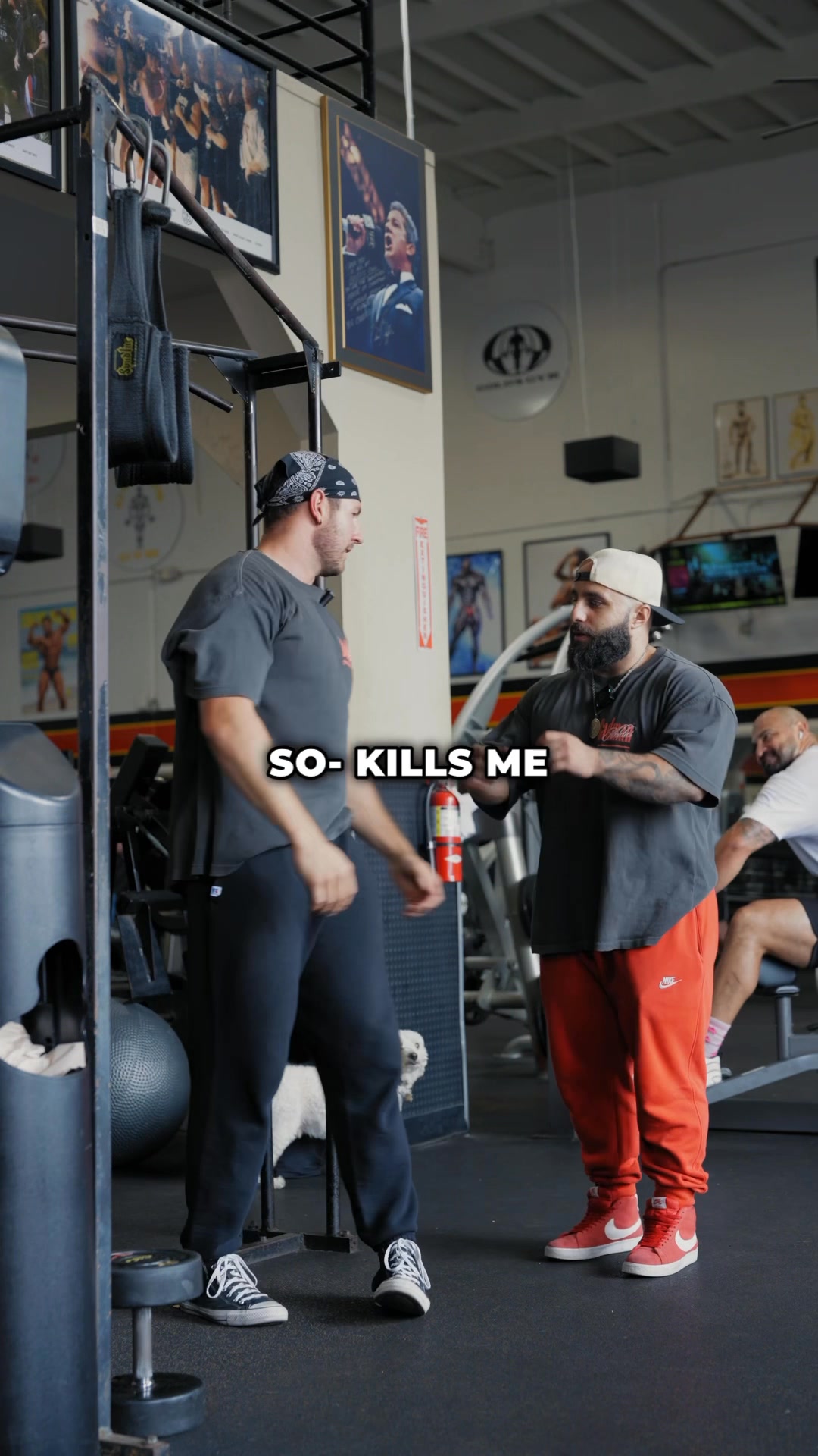 What better way to instruct you all on how to progress the hanging lat ...