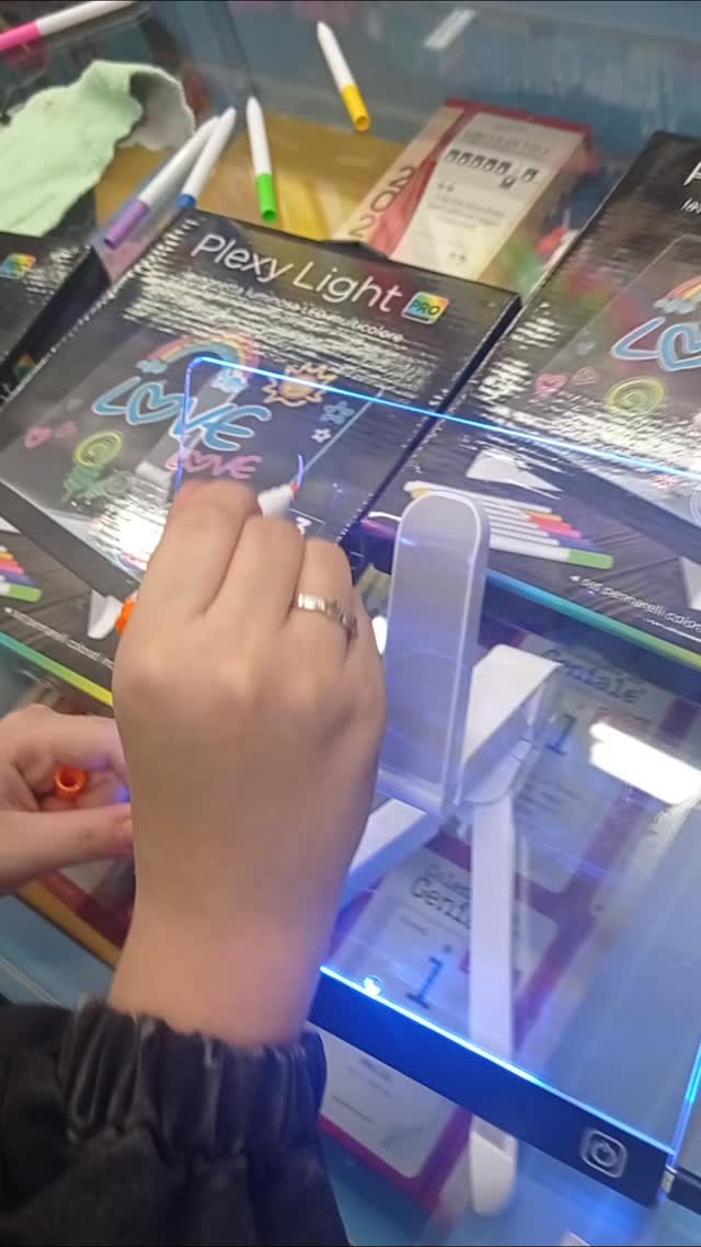 Lavagnetta Luminosa LED Multicolore Scatena la