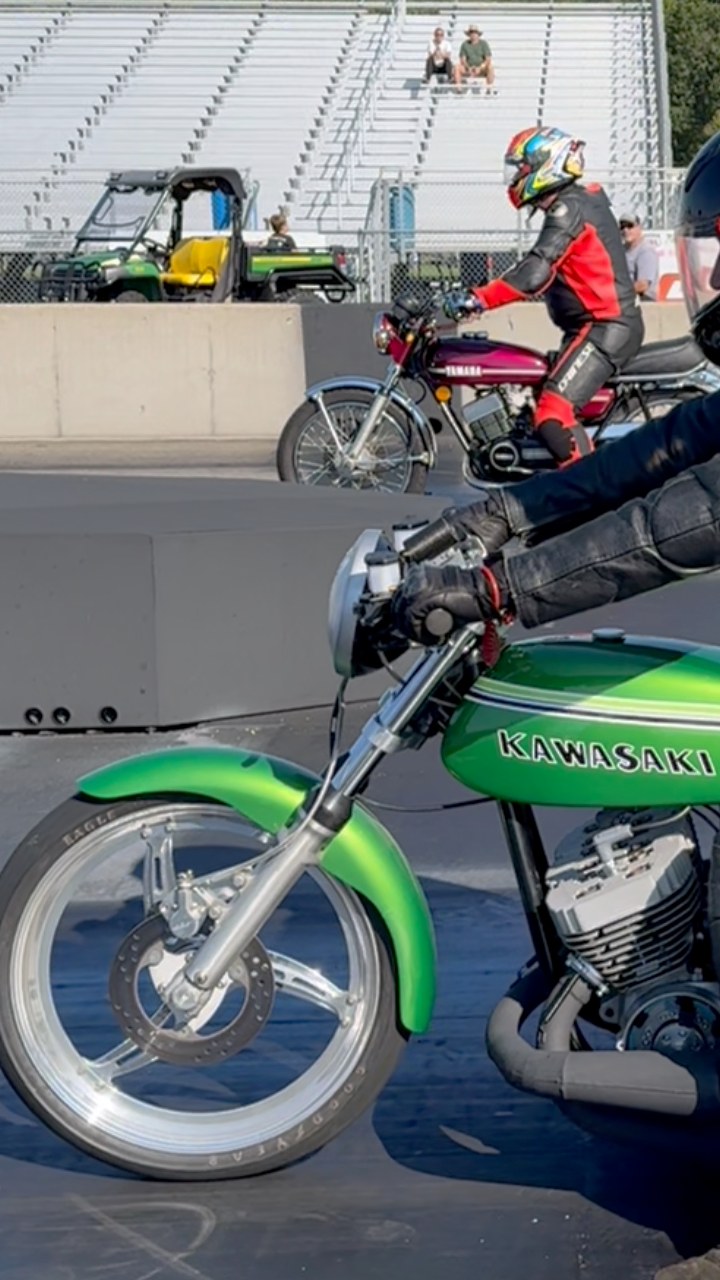 David Derrick's Amazing Kawasaki H2 750 Two Stroke Drag Bike!