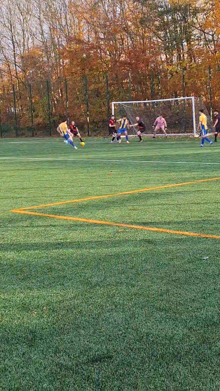 A comfortable 7-1 win for the boys yesterday in our Scottish Cup Replay ...