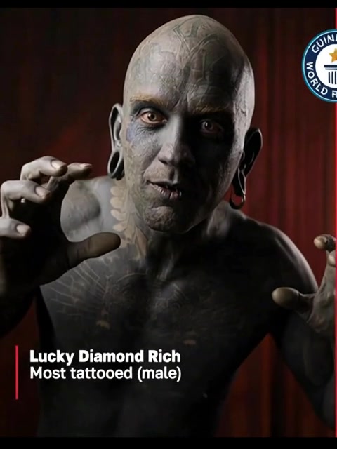 lucky-diamond-l-homme-le-plus-tatou-au-monde-reconnu-par-le-record
