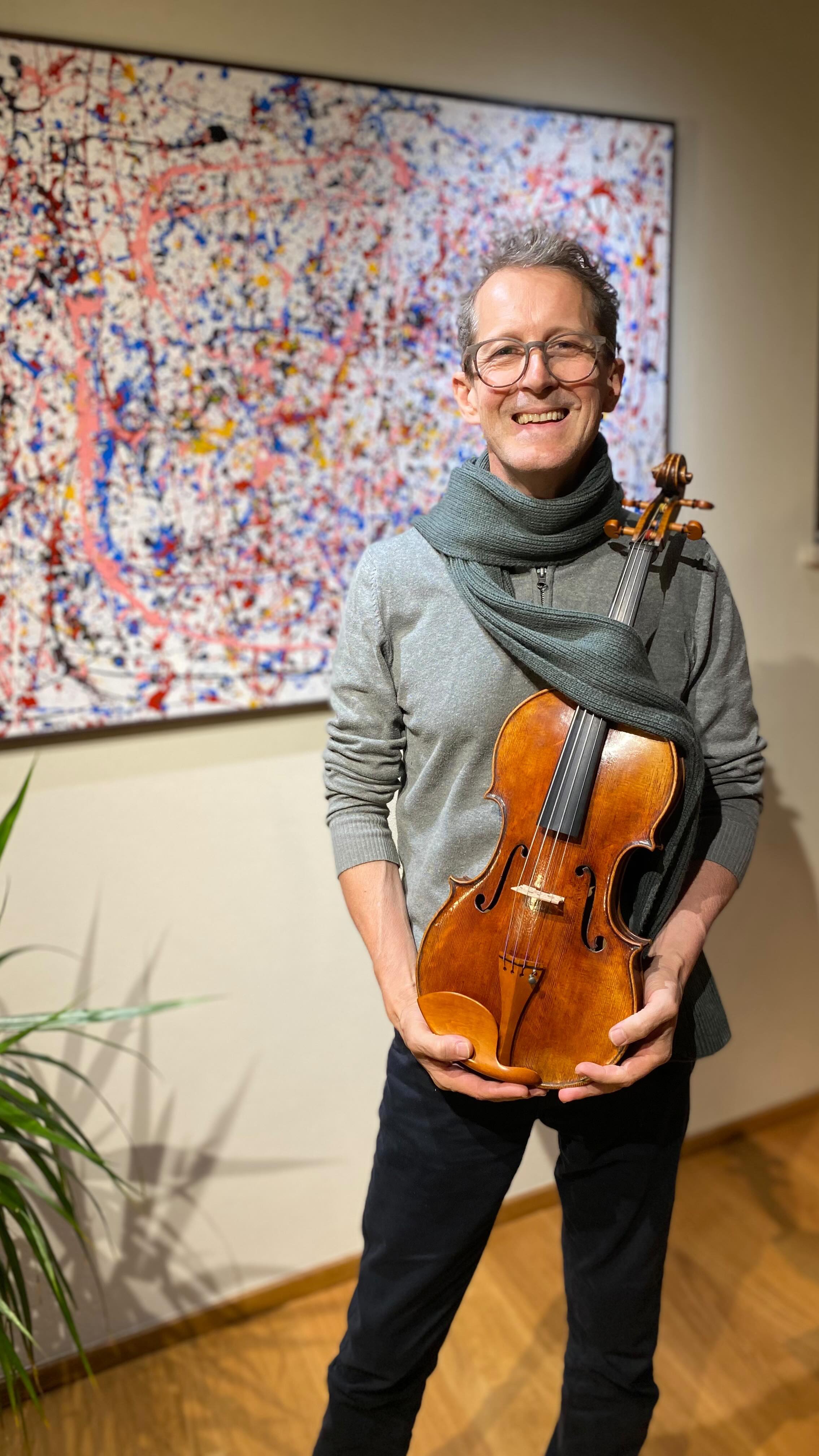 THE PRIMROSE 1697 #violists you are one in a million and this time