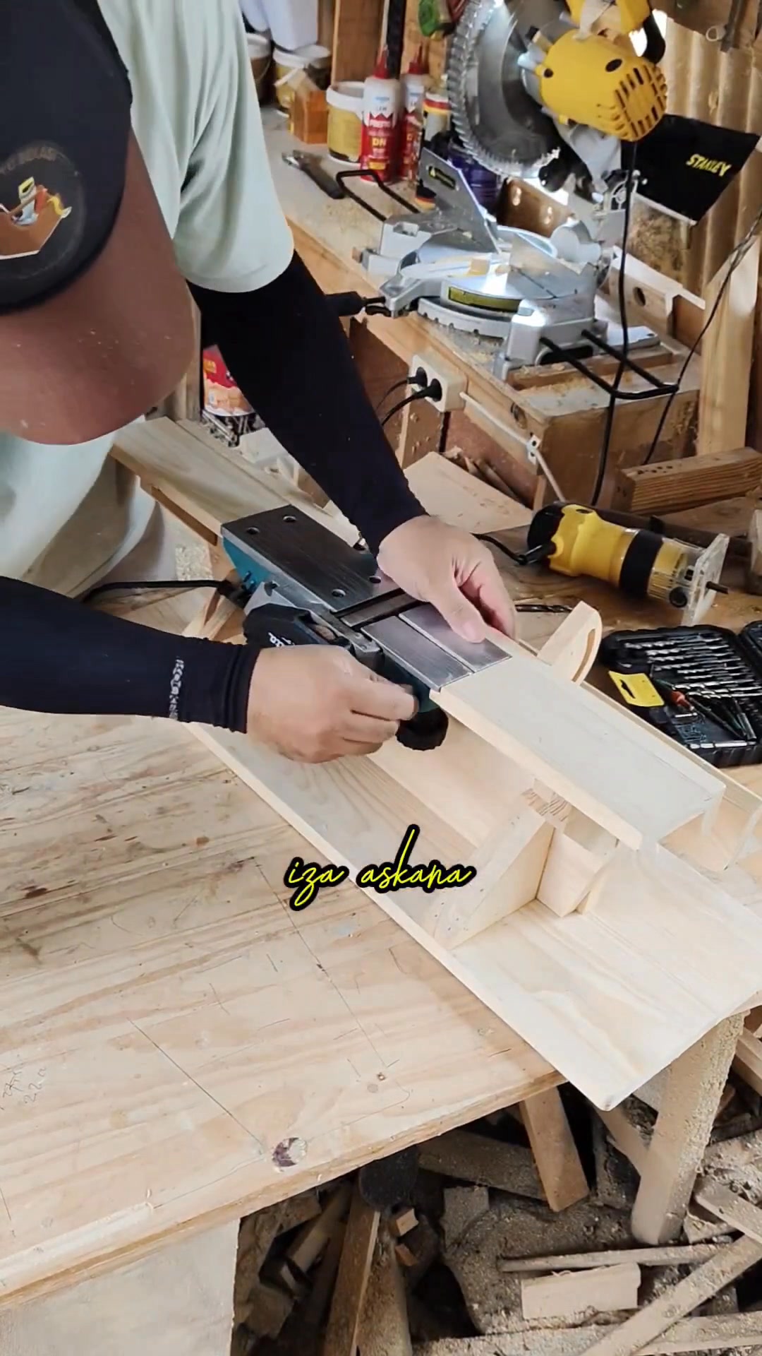 jointer idea from a hand planer #woodwork #woodworker #woodcraft #diy # ...