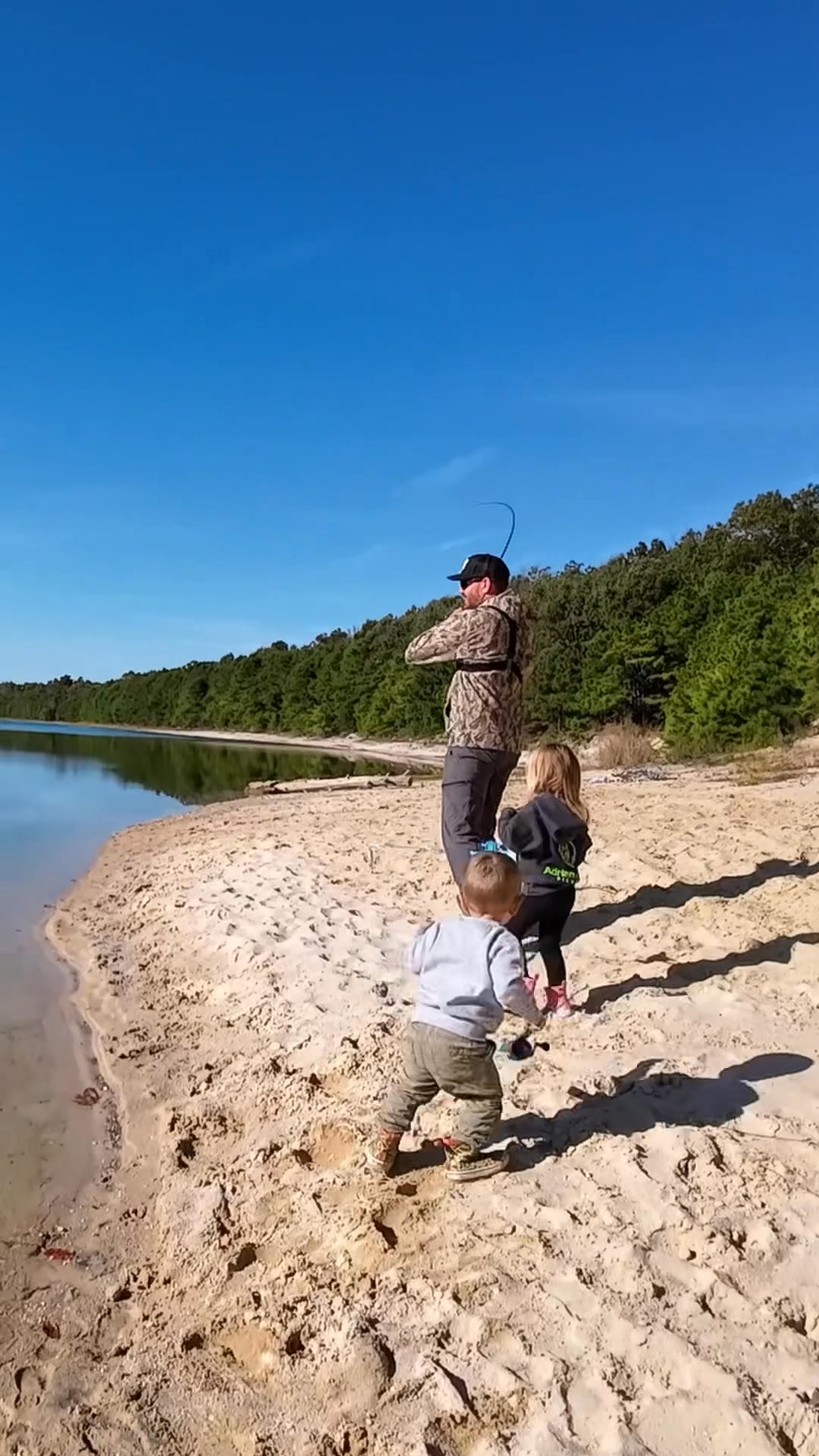 fish easy to reel Catfish Pro Fishing for Fun Spinning | Already Spooled with 20 LB Mono Fishing Line For easy transport and HPP Hunter Pro 10' Carbon-X Model:ST2500HGFM