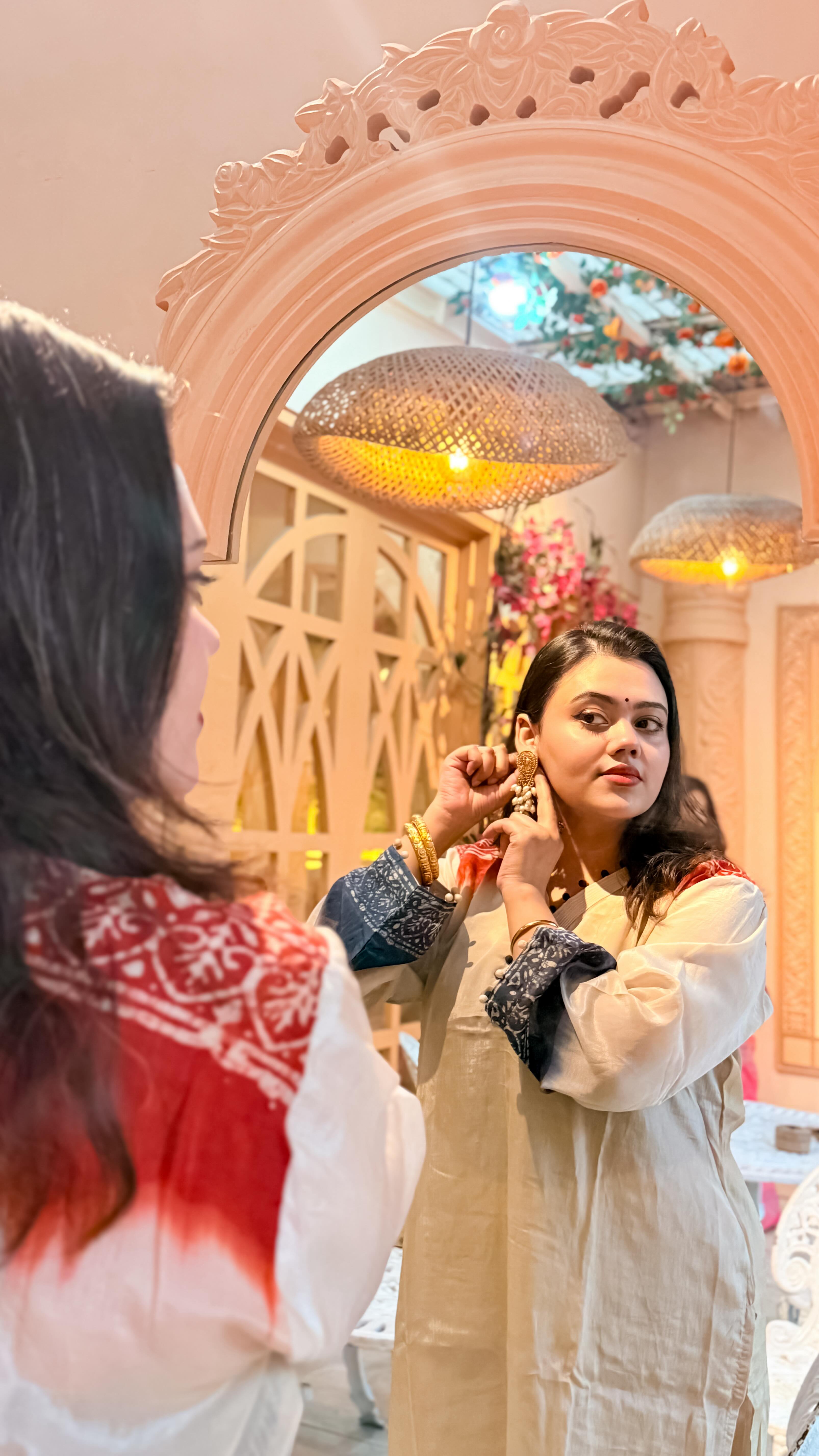Labonnya Tiny - লাবণ্য টিনি... - Labonnya Tiny - লাবণ্য টিনি