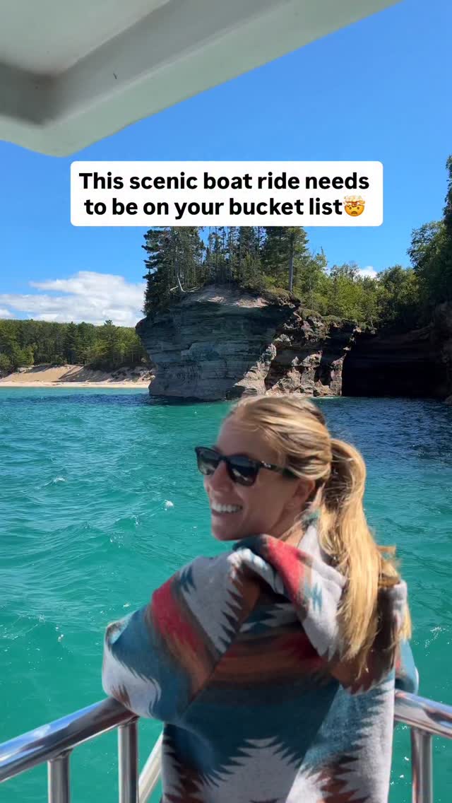 📍Pictured Rocks Cruises – Munising, MI ⛴️ Choose from mid-day, Spray ...