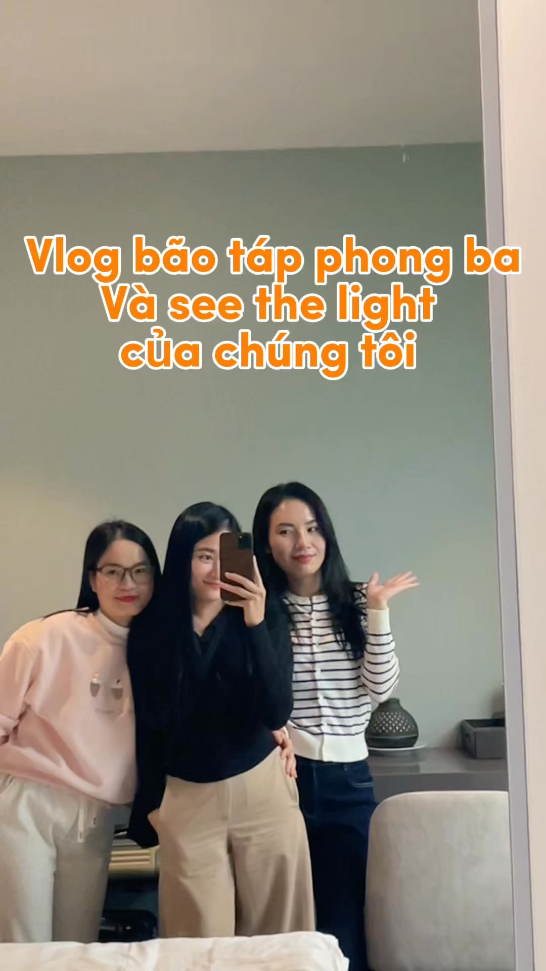 Hôm qua nghiêm túc rồi Hôm nay xả vai để trở về thời SV ngáo ngơ bay ...