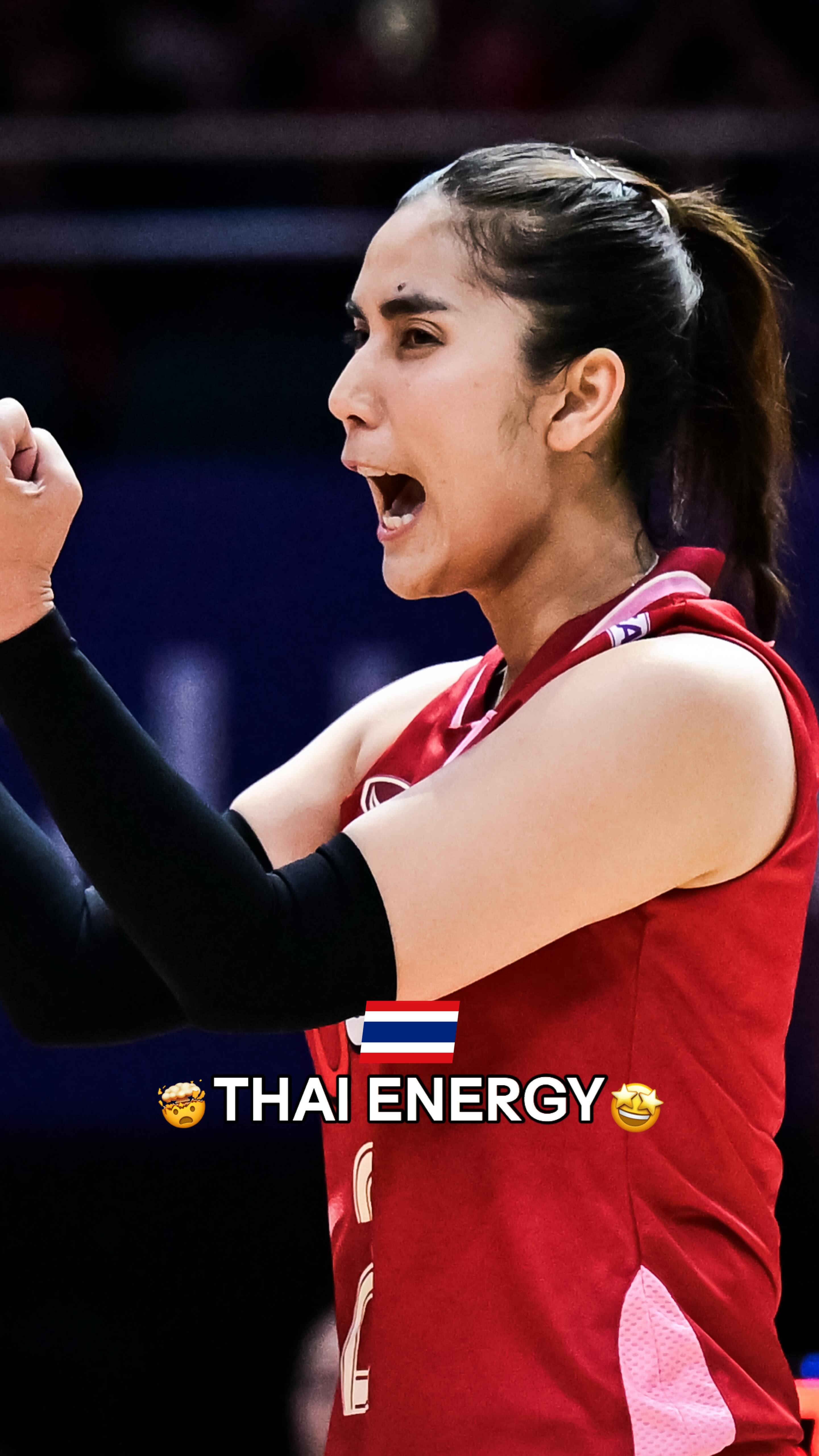 #VNL2025: THIS RALLY = THAILAND ENERGY 🔥 Piyanut Pannoy starts it with ...
