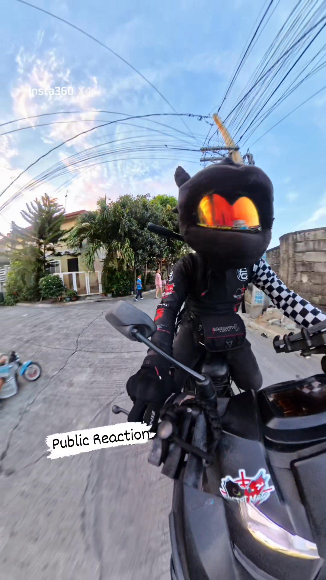 Tuwang tuwa na naman ang mga kids 😆 - public reaction #secretmototv # ...