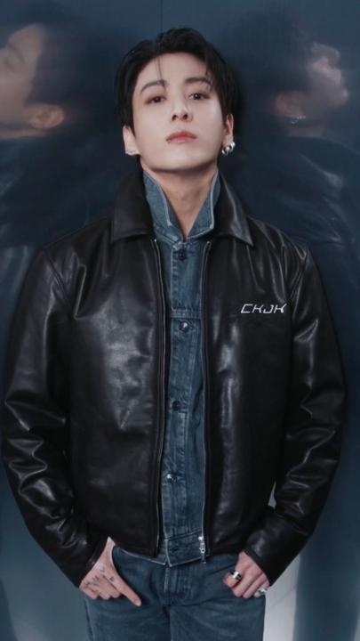 本日限定Jung Kook for   デニムジャケットL The global icon. Jung Kook seen in signature denim on denim