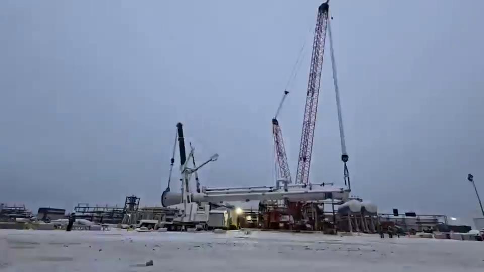 🏗️ Critical lift for Wolf Midstream NGL North Phase 2 Project. Our team ...