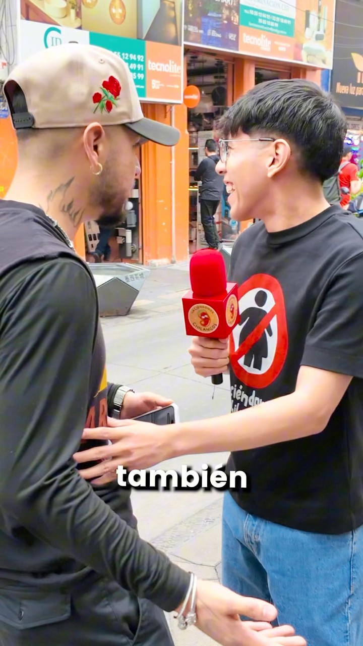 Cocazo por MI PLAYERA 🤕 #comedy #Entrevistas #CDMX #viralreels # ...