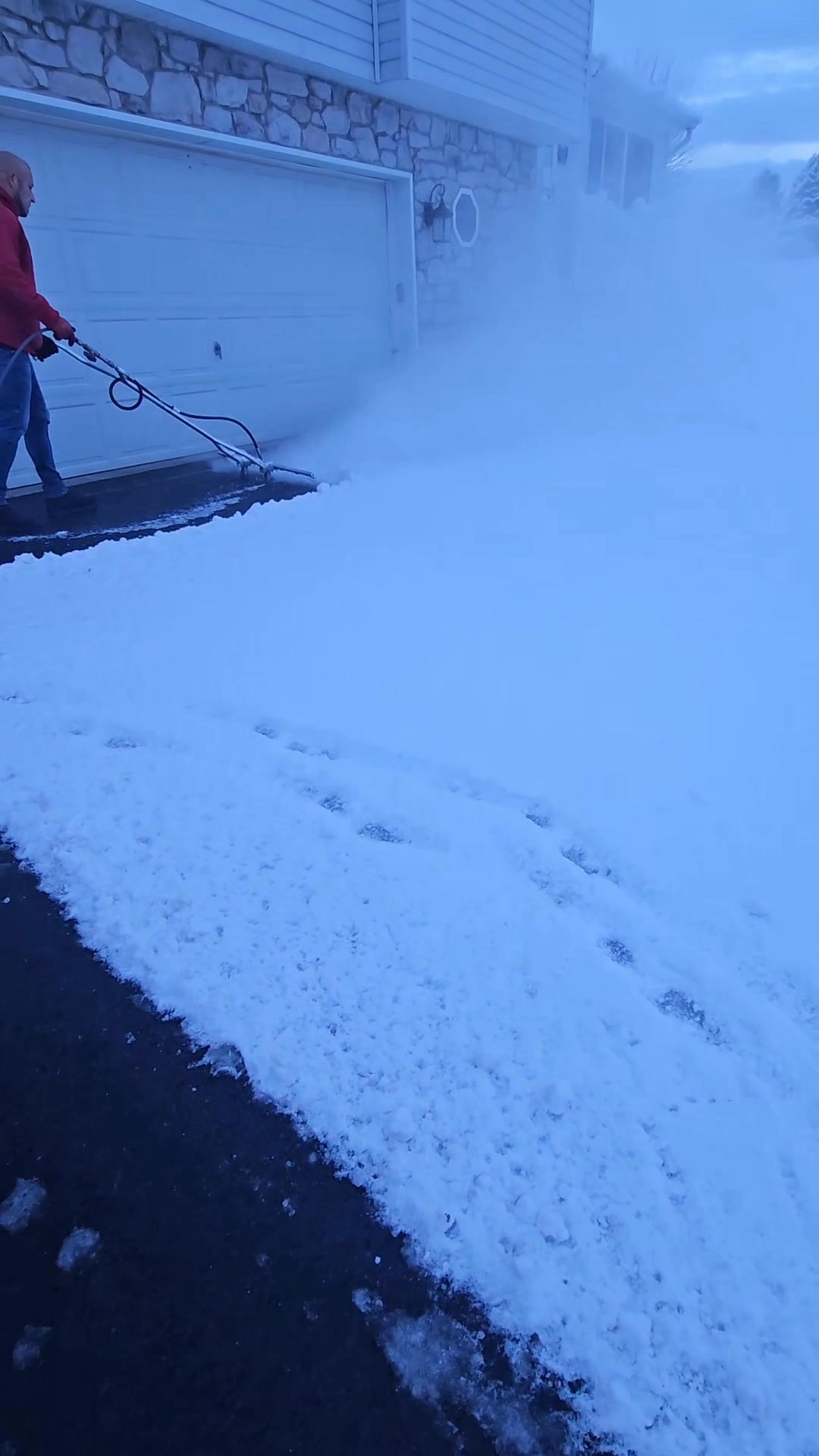 Outlaw Power washing Using the heat to melt the snow! | AJ Yermalovich ...
