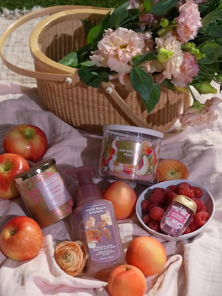 A fresh start smells like spring 🌷 Discover the new Bath & Body Works ...