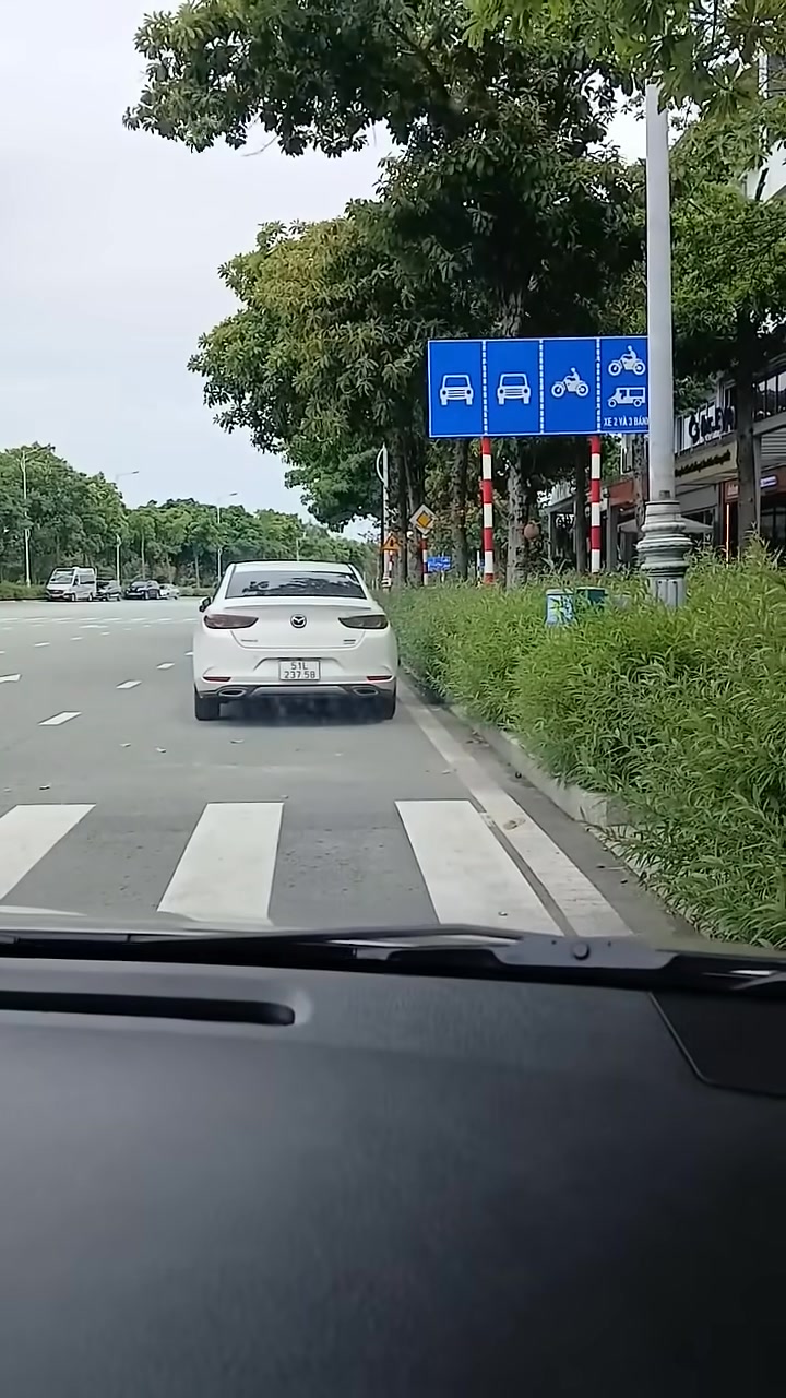 Phân Biệt Biến R415 Và R412 Tránh Phạt Lỗi Đi Sai Làn Đường | Tuấn Phạm ...
