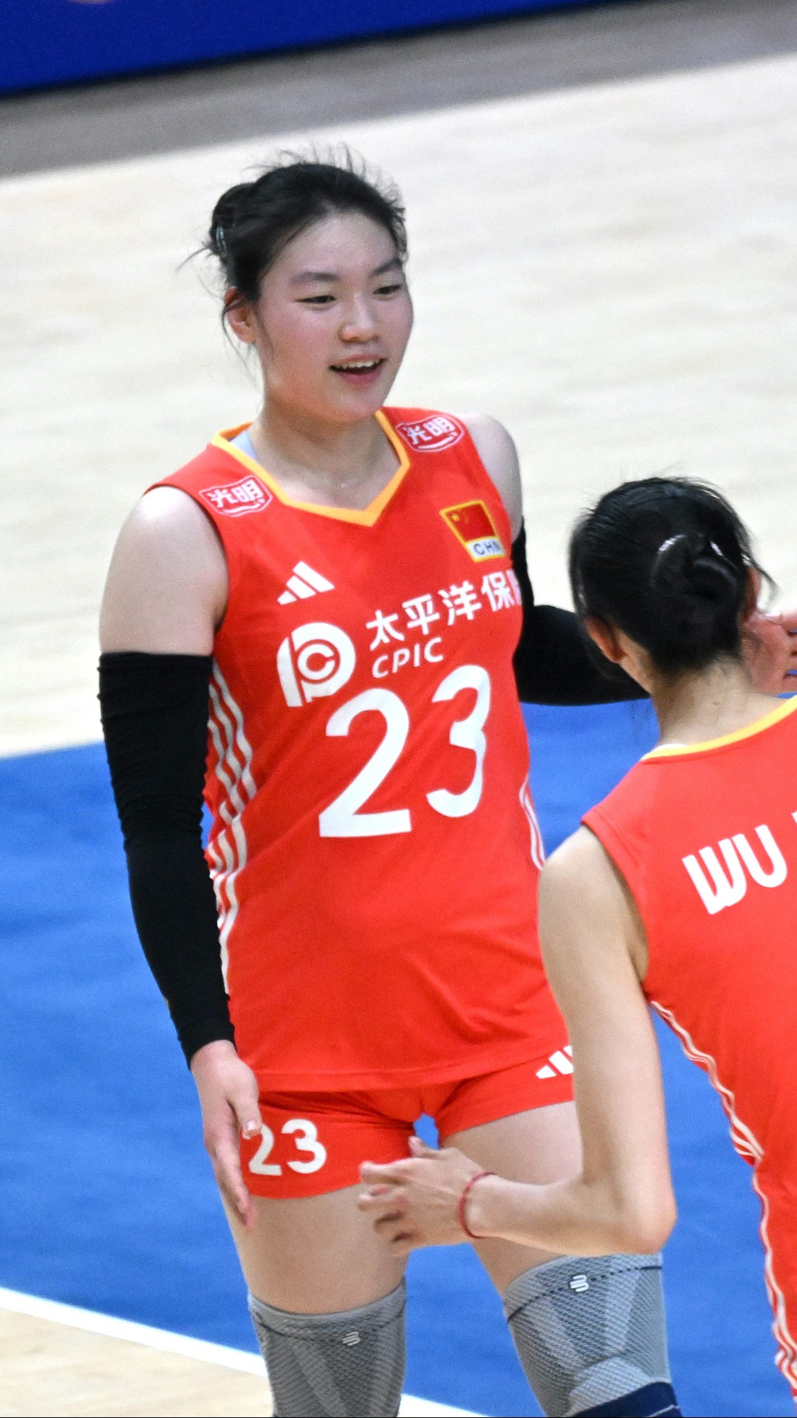 専用　ユニフォーム 🎙️🇨🇳17-year-old setter Zhang Zixuan, who represented the