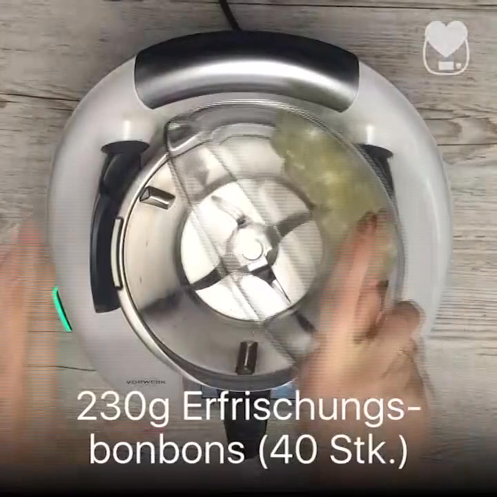 Blauer Engel Likör, Das ganze Rezept und noch mehr findest du hier:, https://www.thermotasty-shop.com/Original-Neu-gemixt , Folg mir auch auf Instagram, um nichts zu verpassen: ,