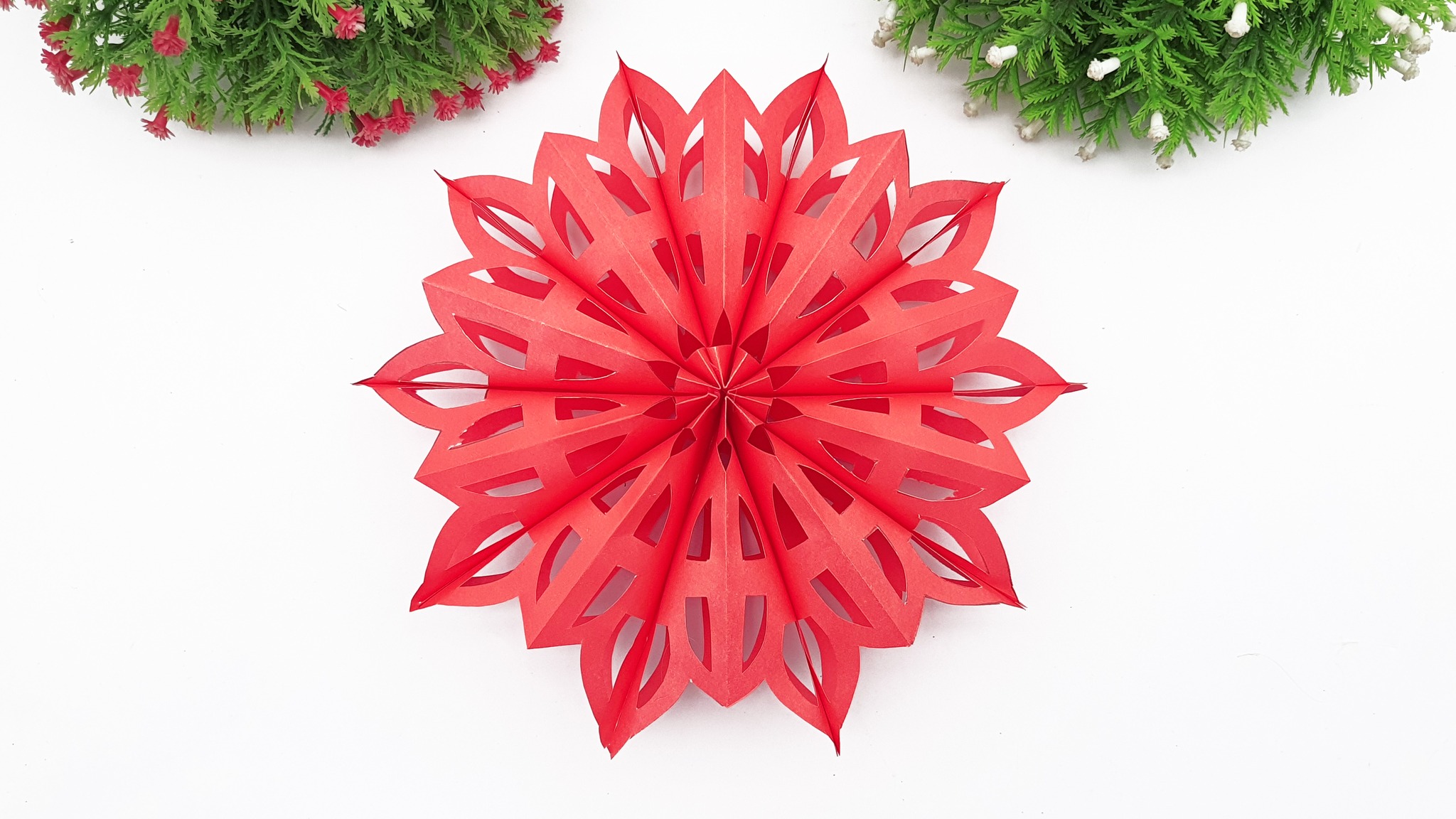 Winter Craft: 3D Paper Snowflakes | 3D Paper Snowflake Decoration Ideas ...