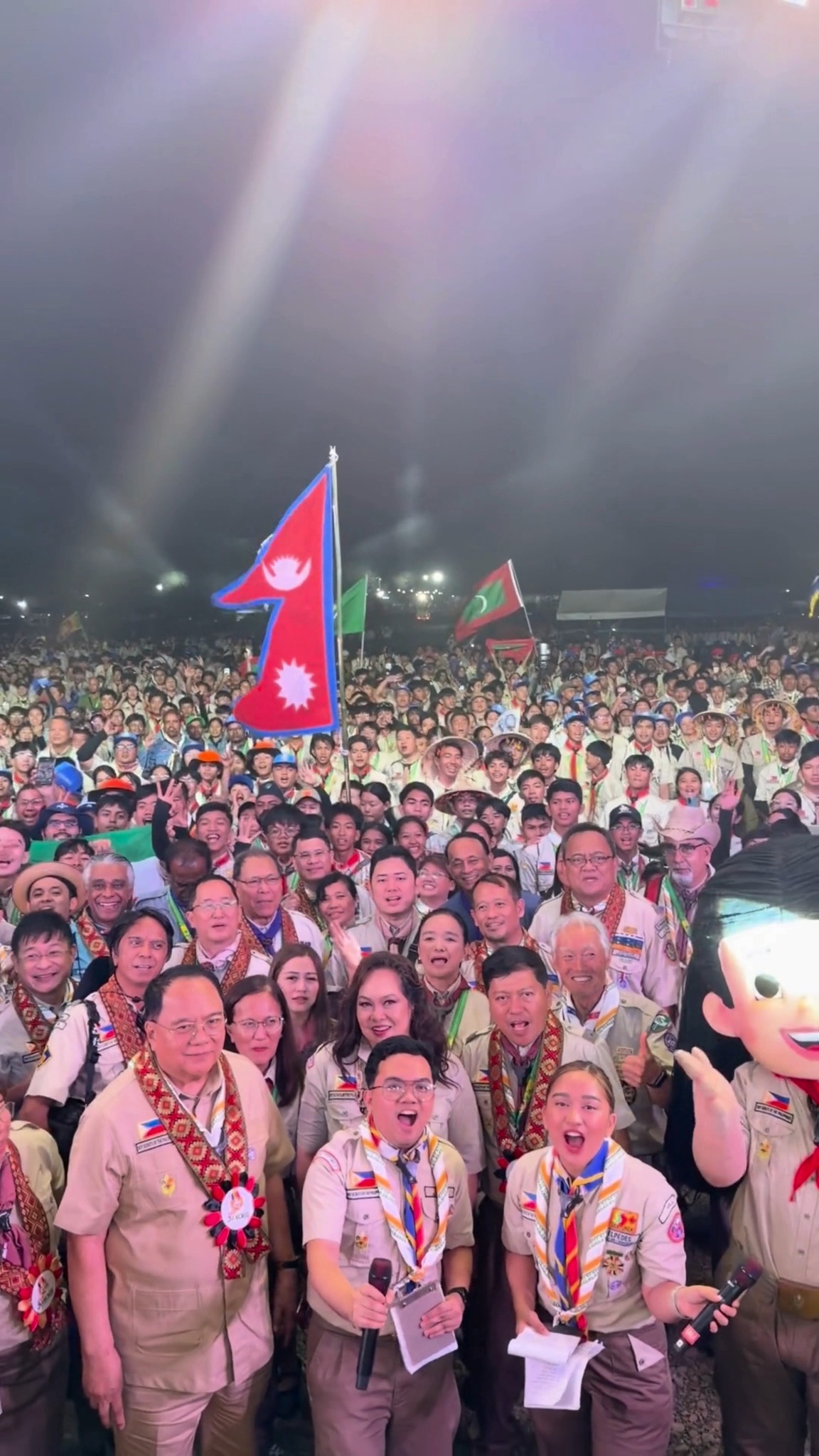 𝗛𝗼𝗽𝗽𝗶𝗻𝗴 𝗼𝗻 𝘁𝗵𝗲 𝘁𝗿𝗲𝗻𝗱 𝗯𝘂𝘁 𝗺𝗮𝗸𝗶𝗻𝗴 𝗶𝘁 𝗝𝗮𝗺𝗯𝗼 𝗦𝘁𝘆𝗹𝗲! From Camp Zambales to ...