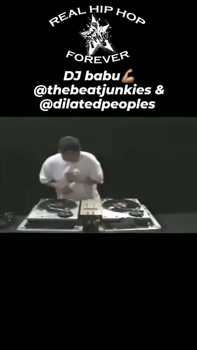 DJ babu💪🏽 @thebeatjunkies @dilatedpeoples World Beat Juggling
