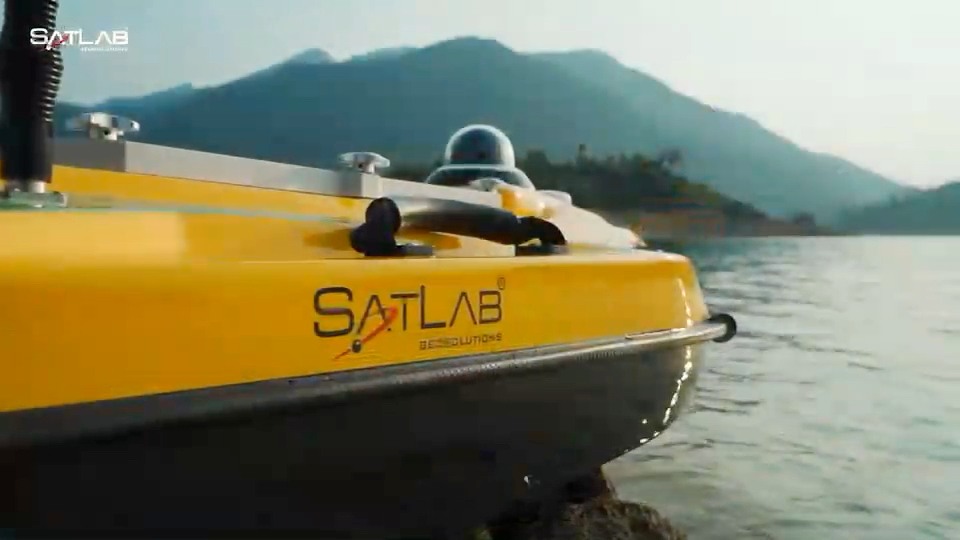 Satlab Thailand - เรือสำรวจความลึกน้ำ EchoSounder, ADCP,... | Facebook