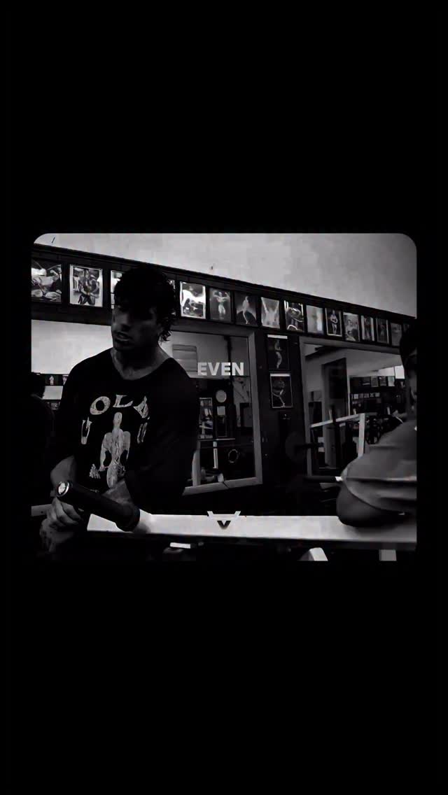 SHIZZY LEARNS DIAMOND GYM’S FIGHTING MENTALITY 🥊 This is what real ...